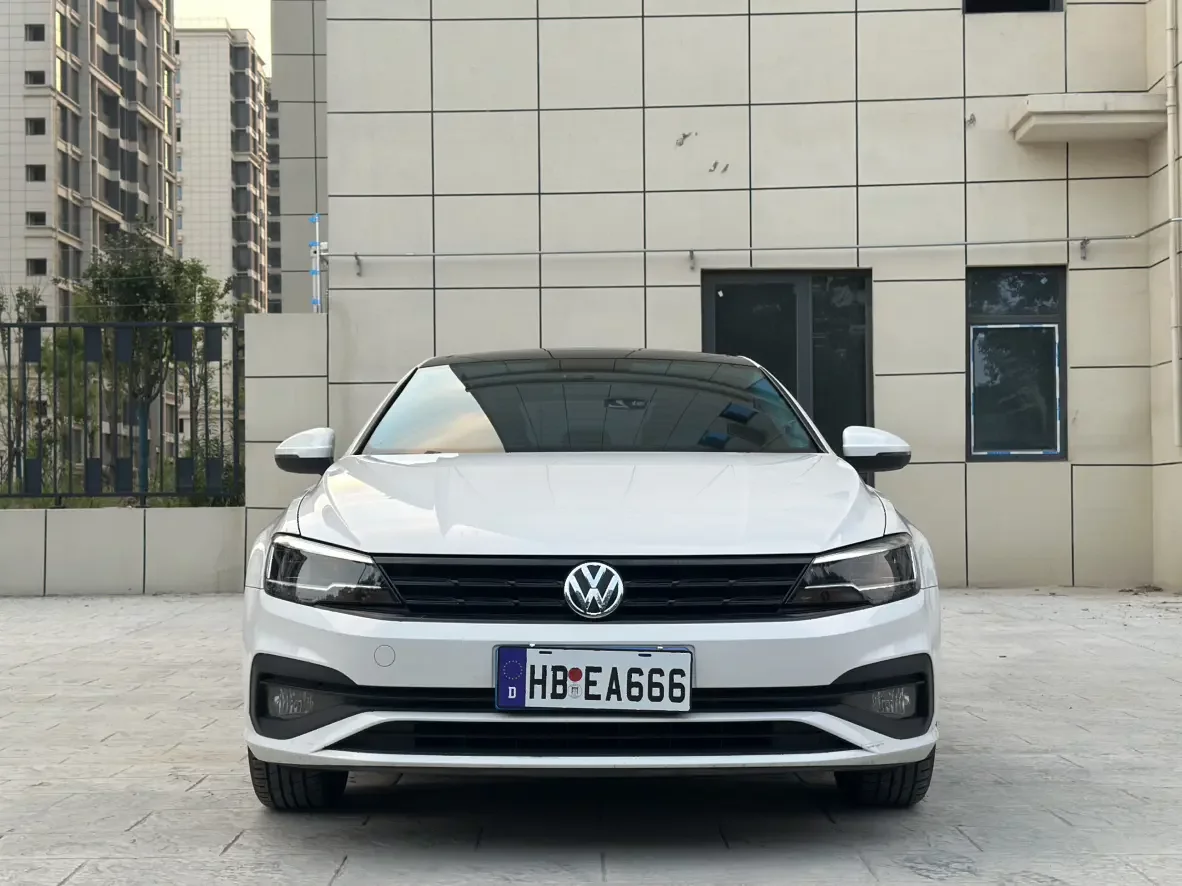 Volkswagen Lamando
