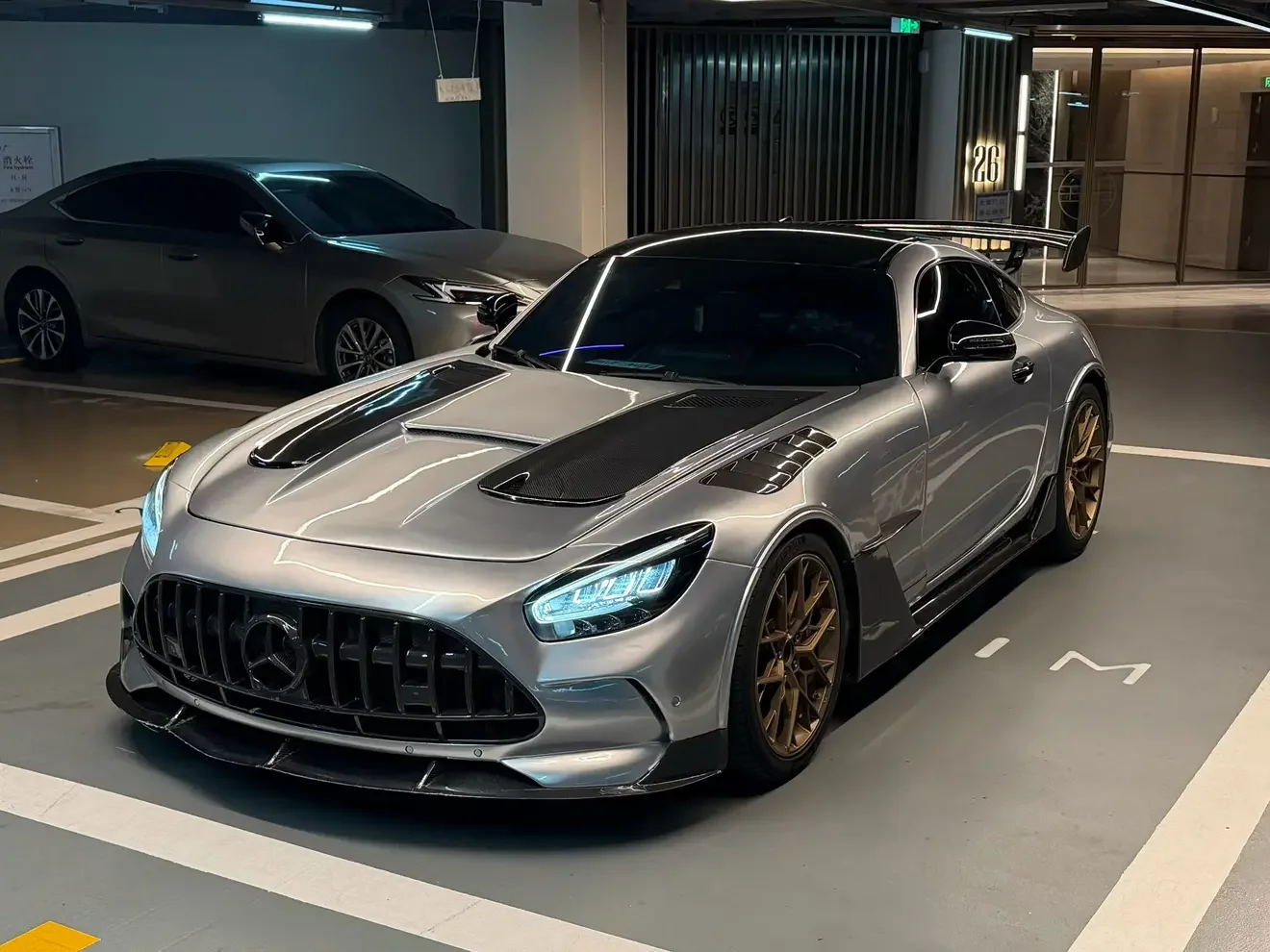 Mercedes-Benz AMG GT
