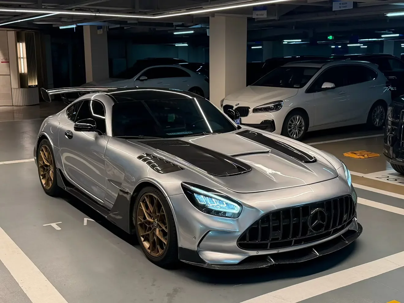 Mercedes-Benz AMG GT