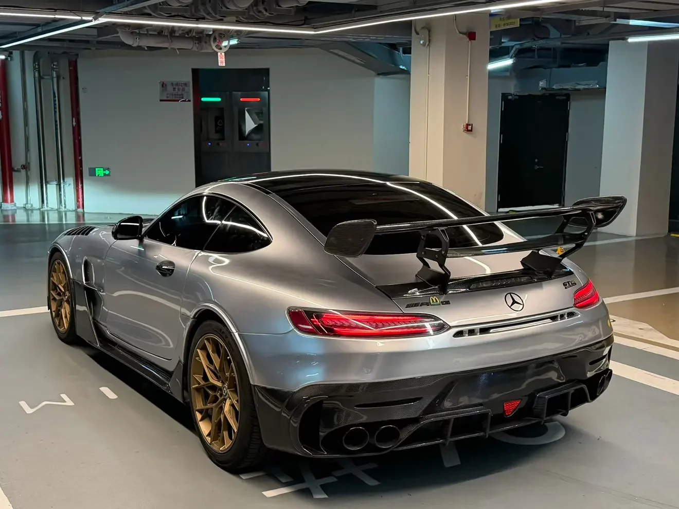 Mercedes-Benz AMG GT