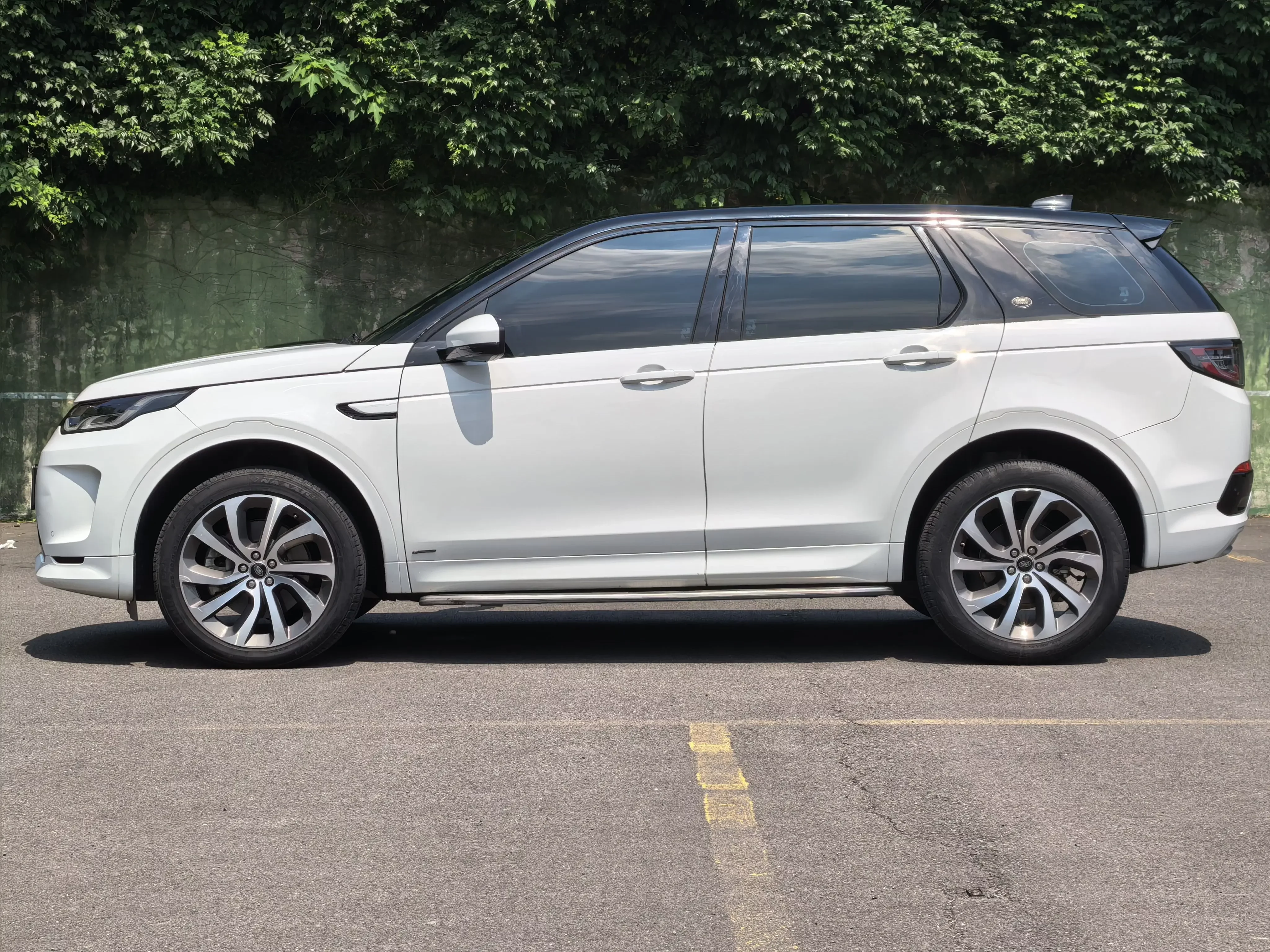 Land Rover Discover Sports