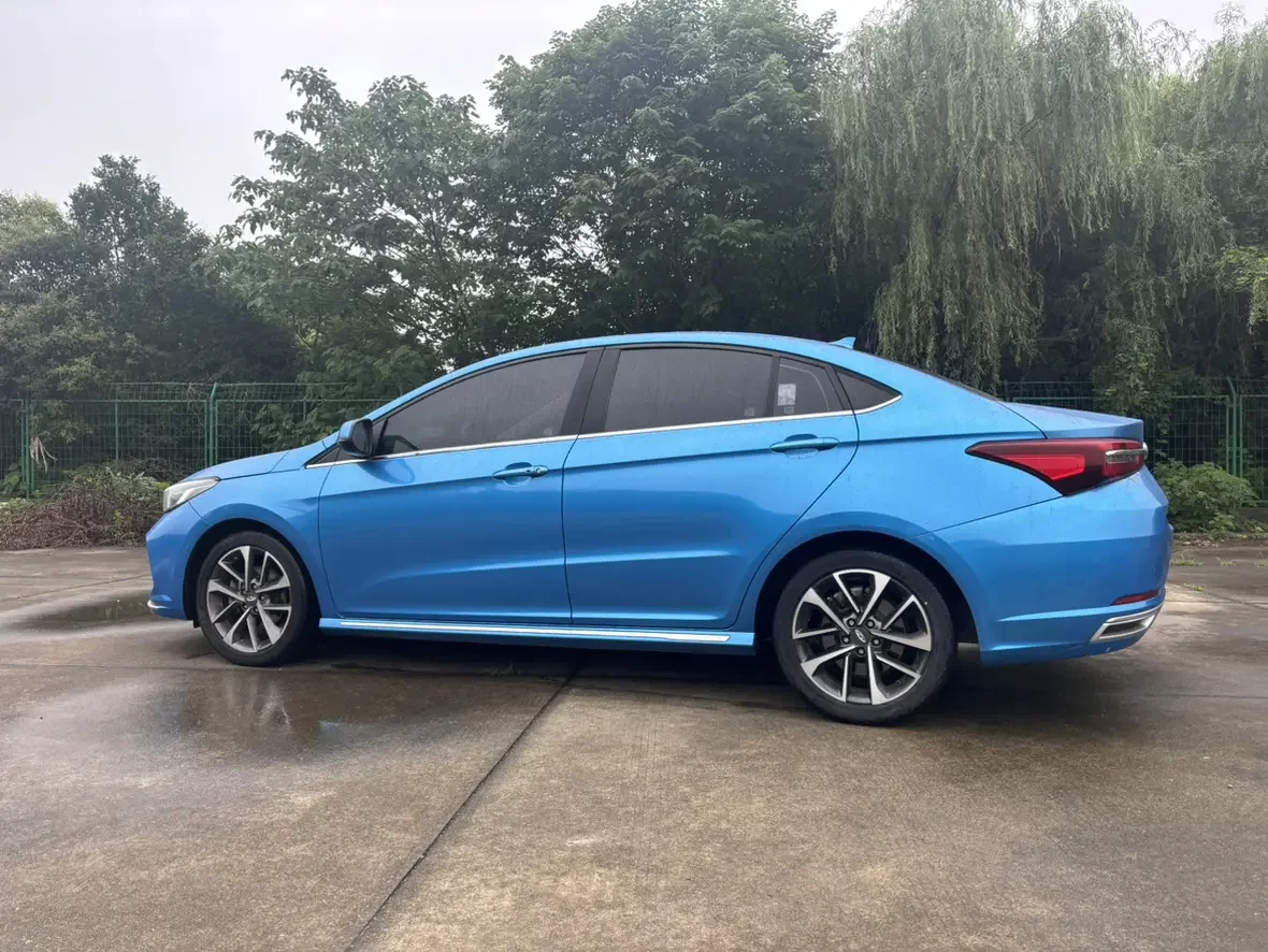 Chery Arrizo GX