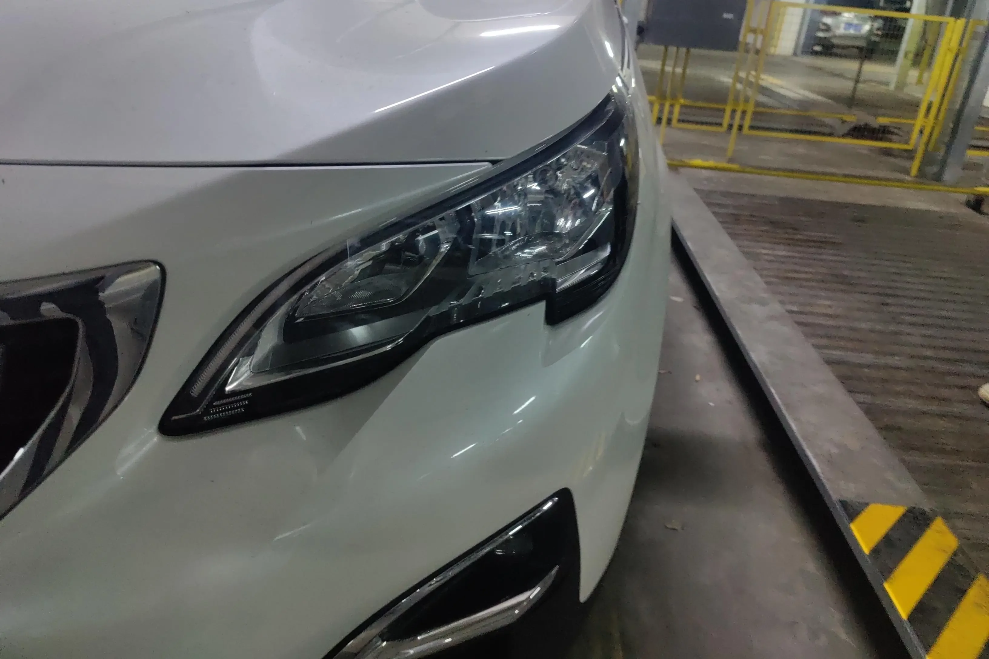 Peugeot 4008