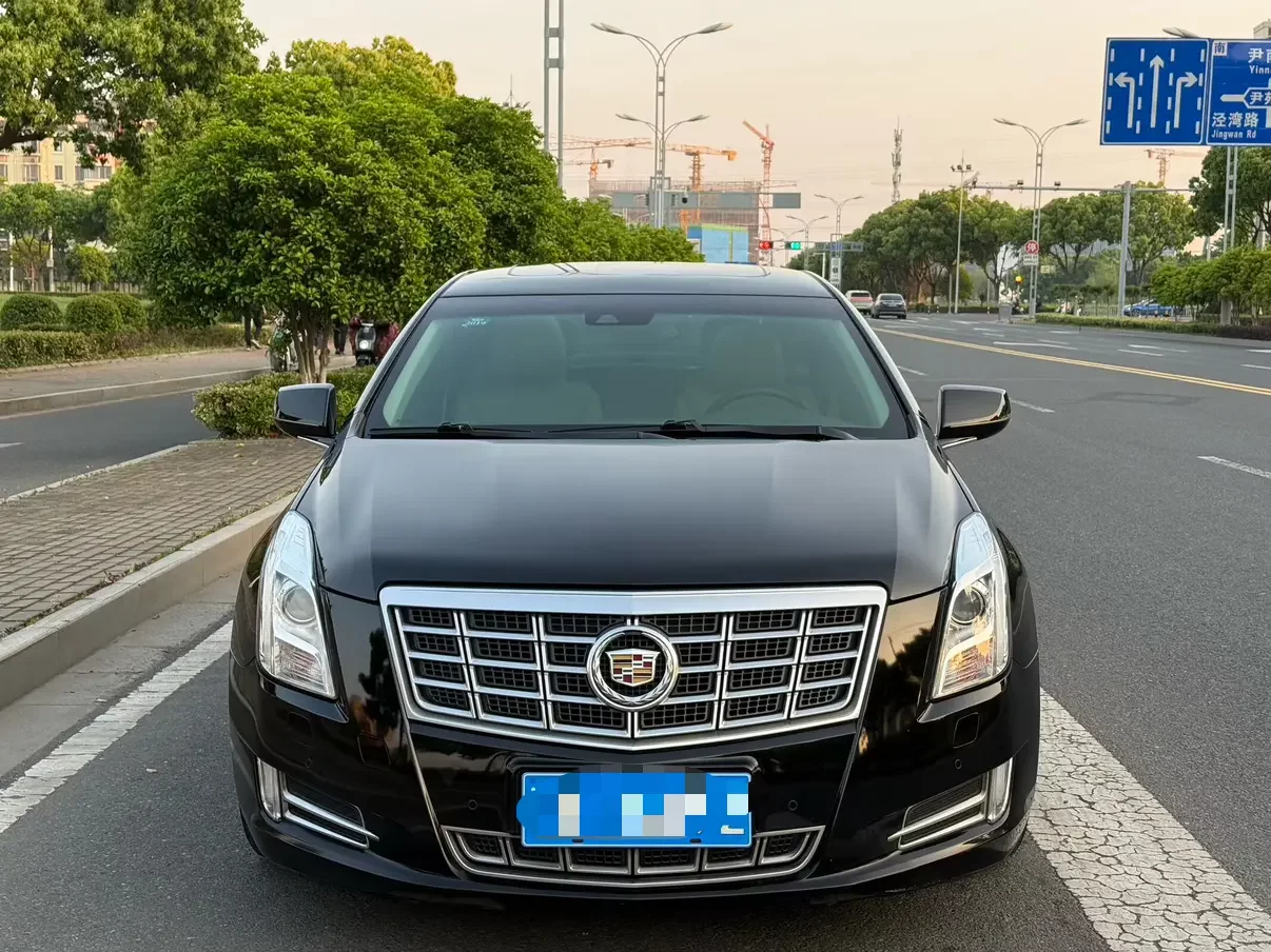 Cadillac XTS