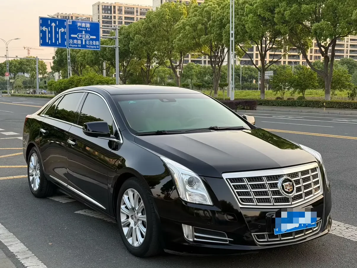 Cadillac XTS