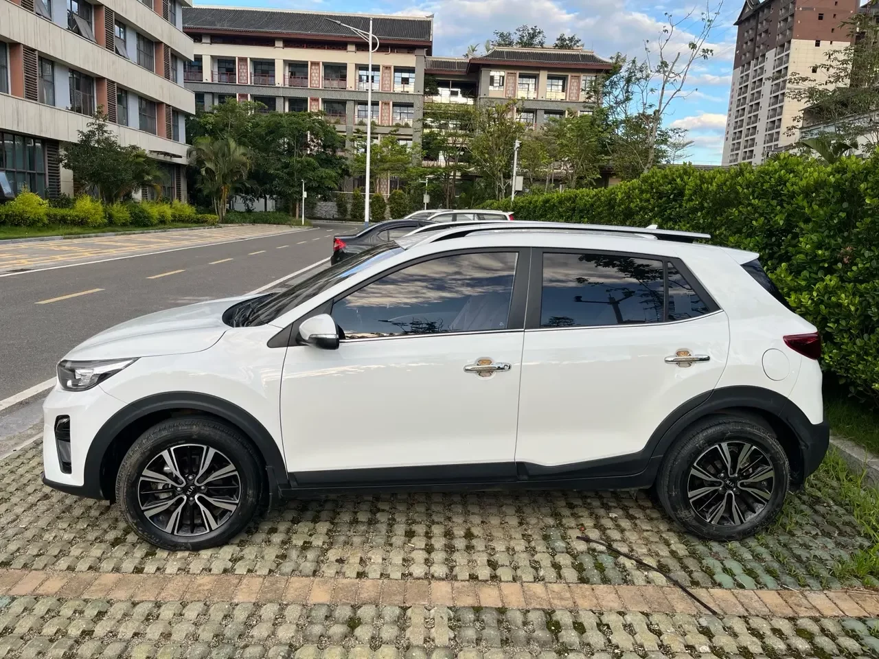Kia KX1