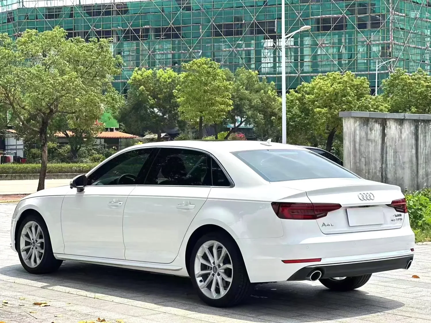 Audi A4L