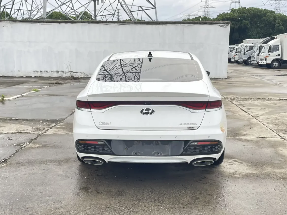 Hyundai Lafesta