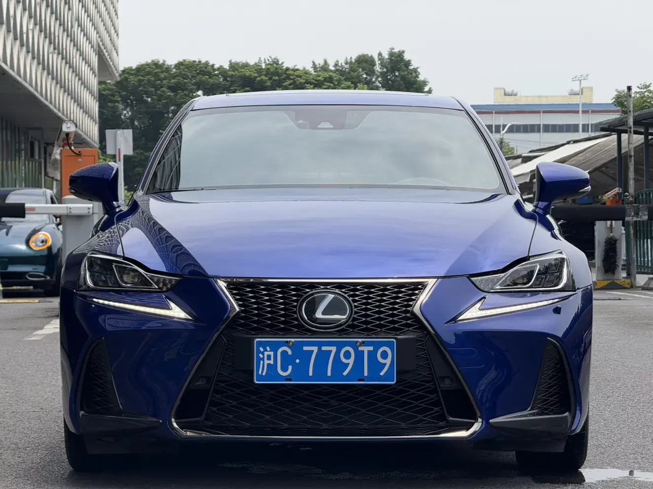 Lexus IS  из Китая