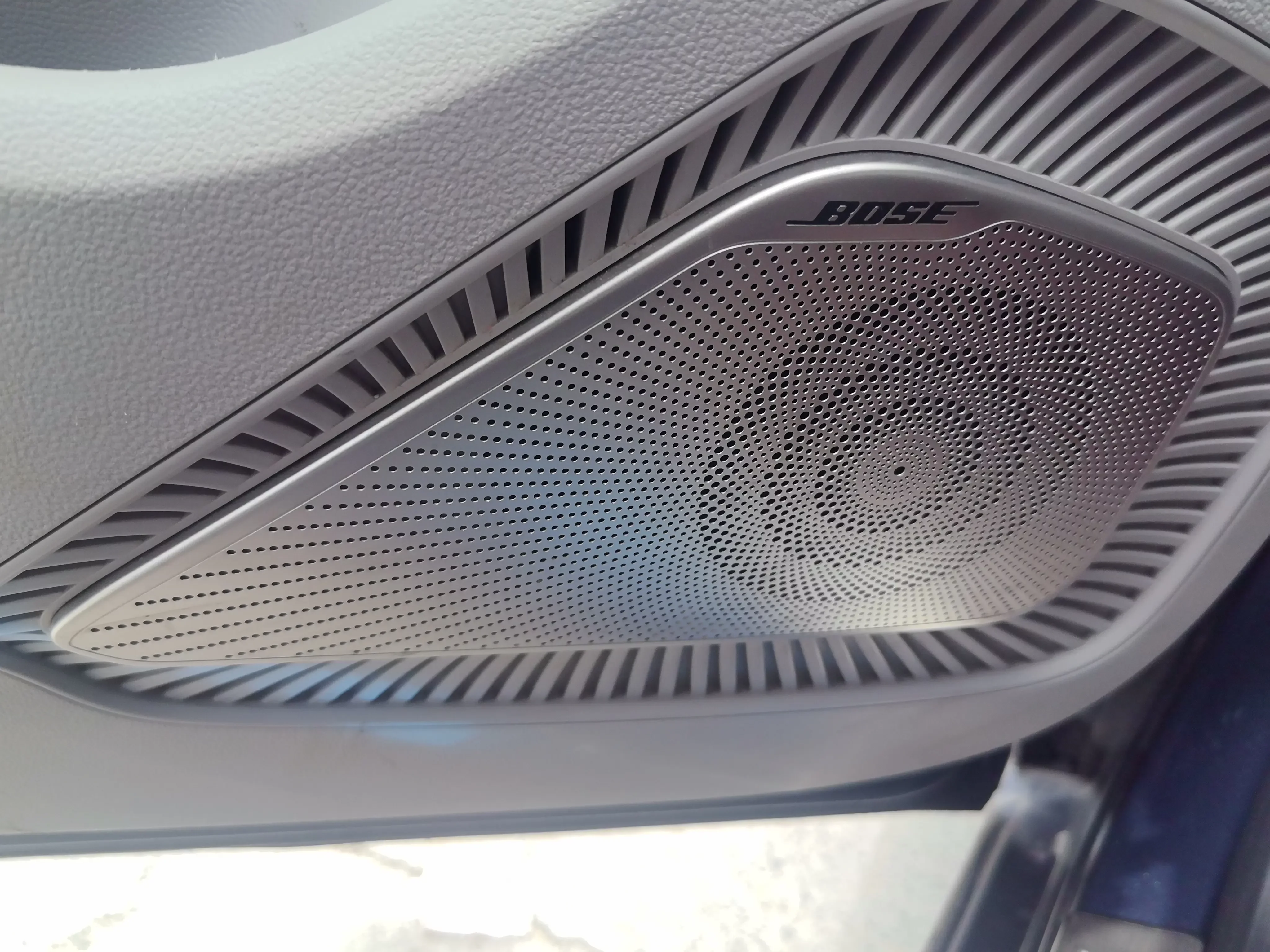 Roewe iMAX8