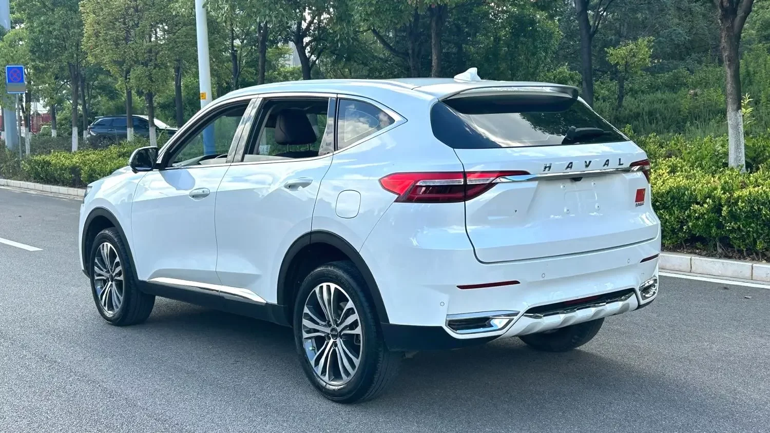 Haval F7