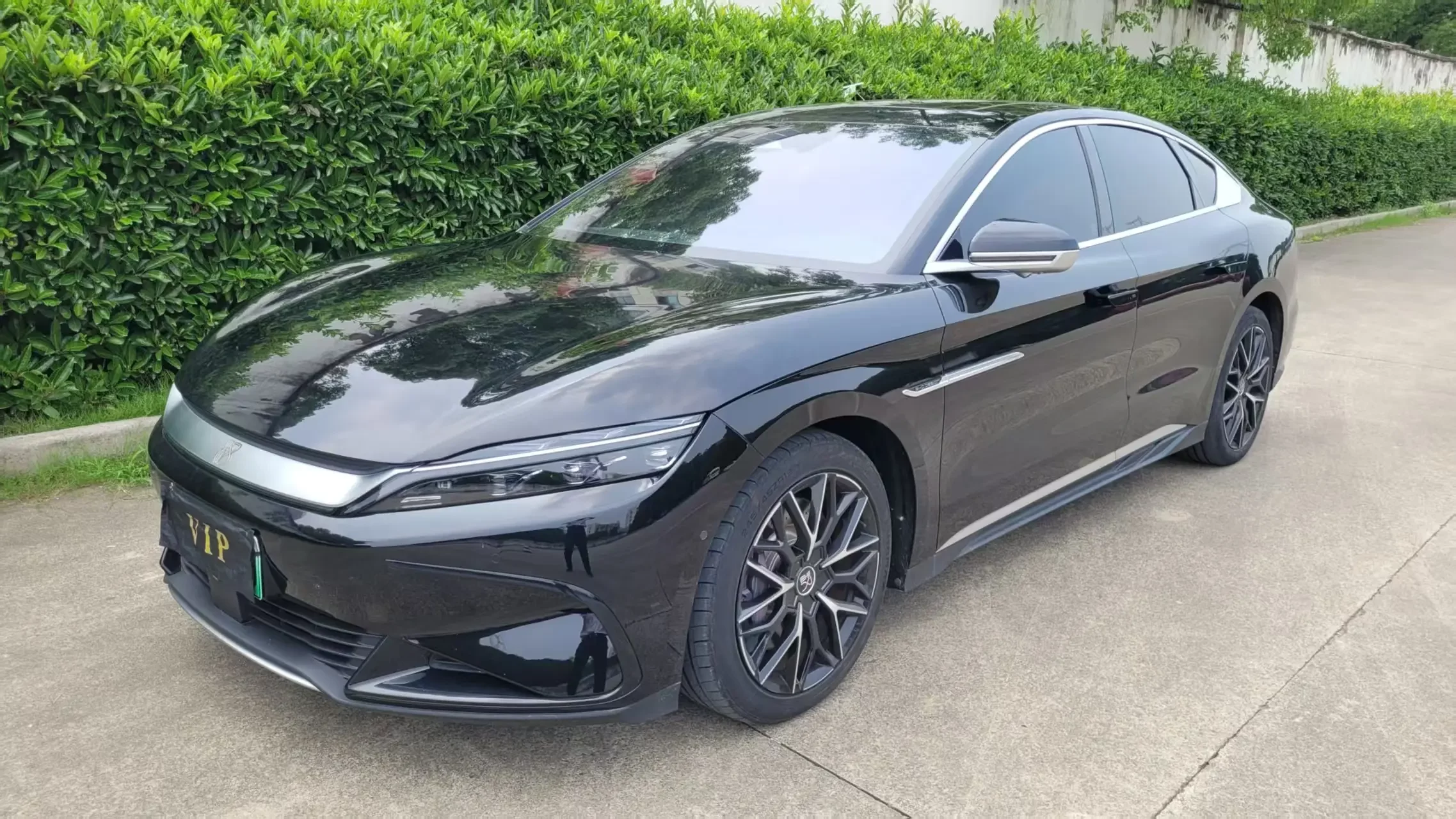 BYD Han EV