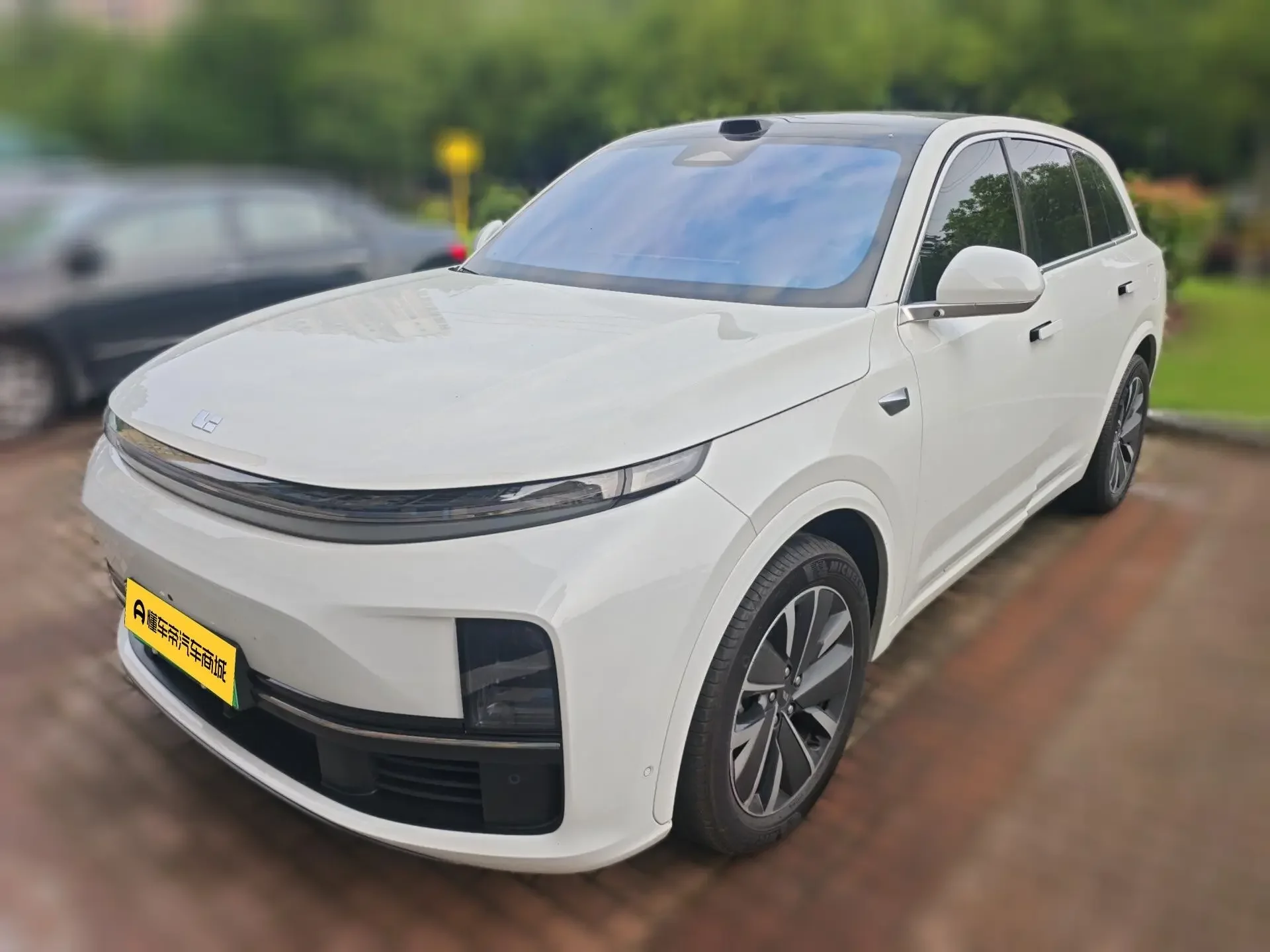 Lixiang L7
