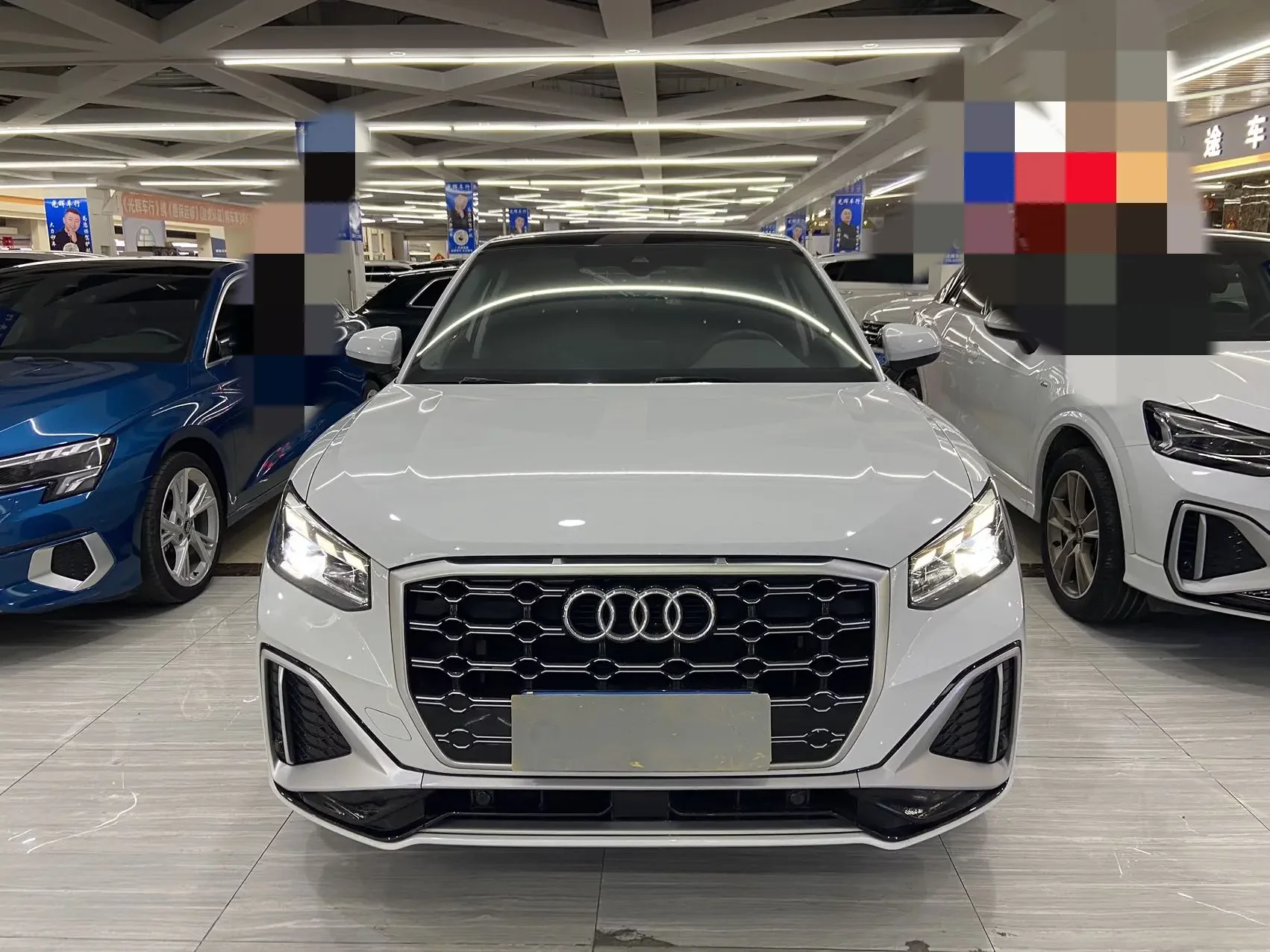 Audi Q2L