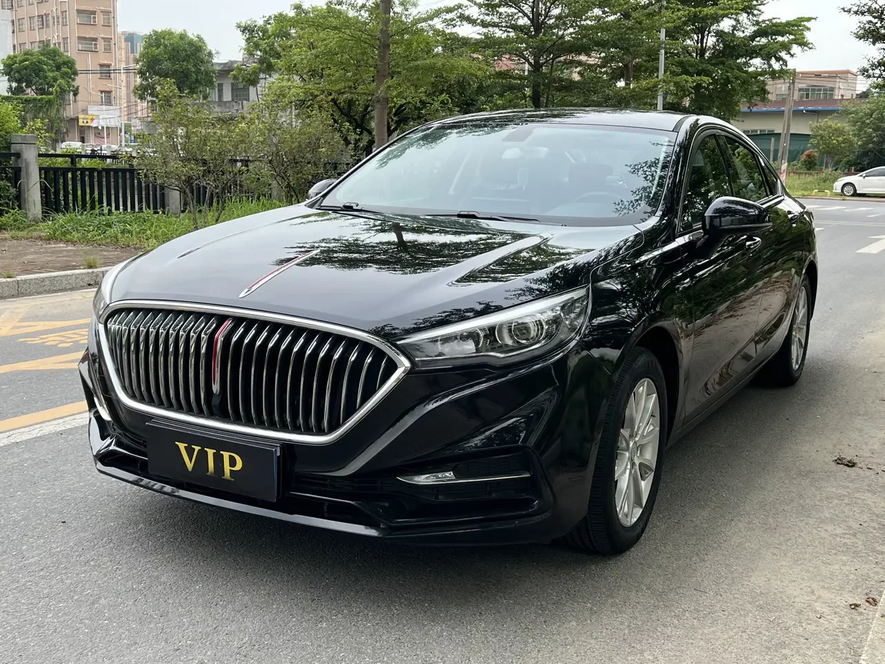 Hongqi H5 classic  из Китая