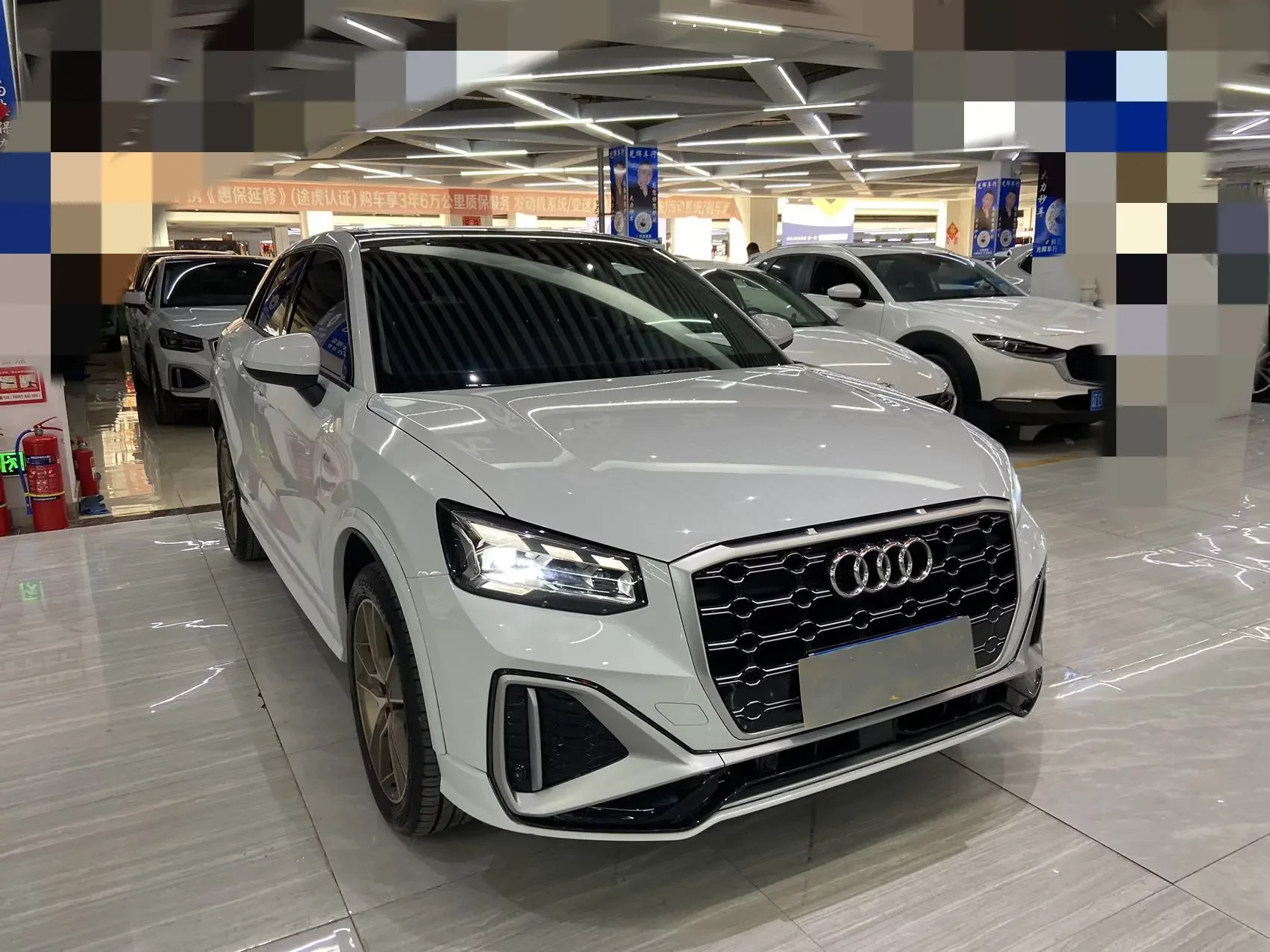 Audi Q2L