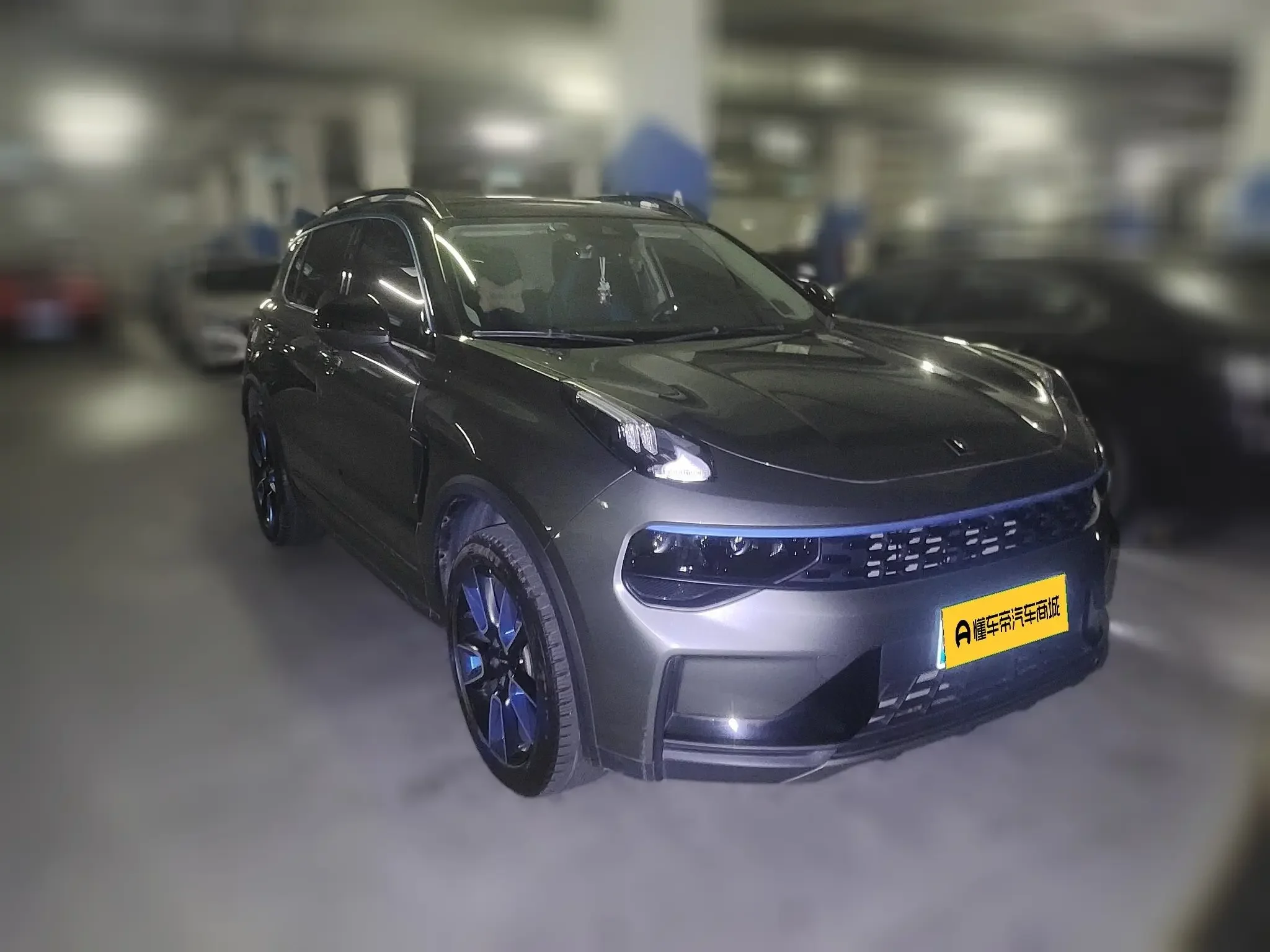 Lynk & Co 01