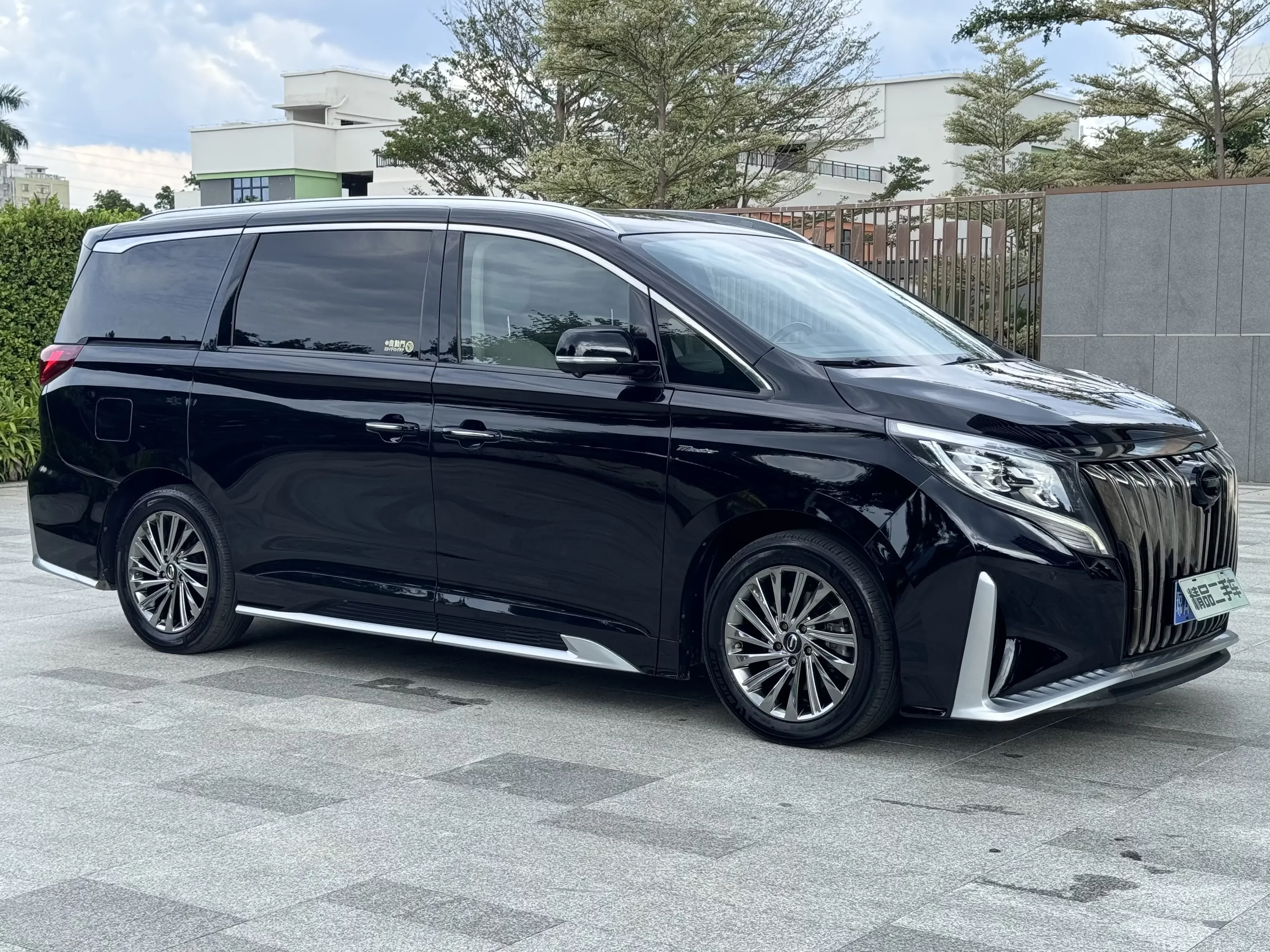 GAC Trumpchi M8