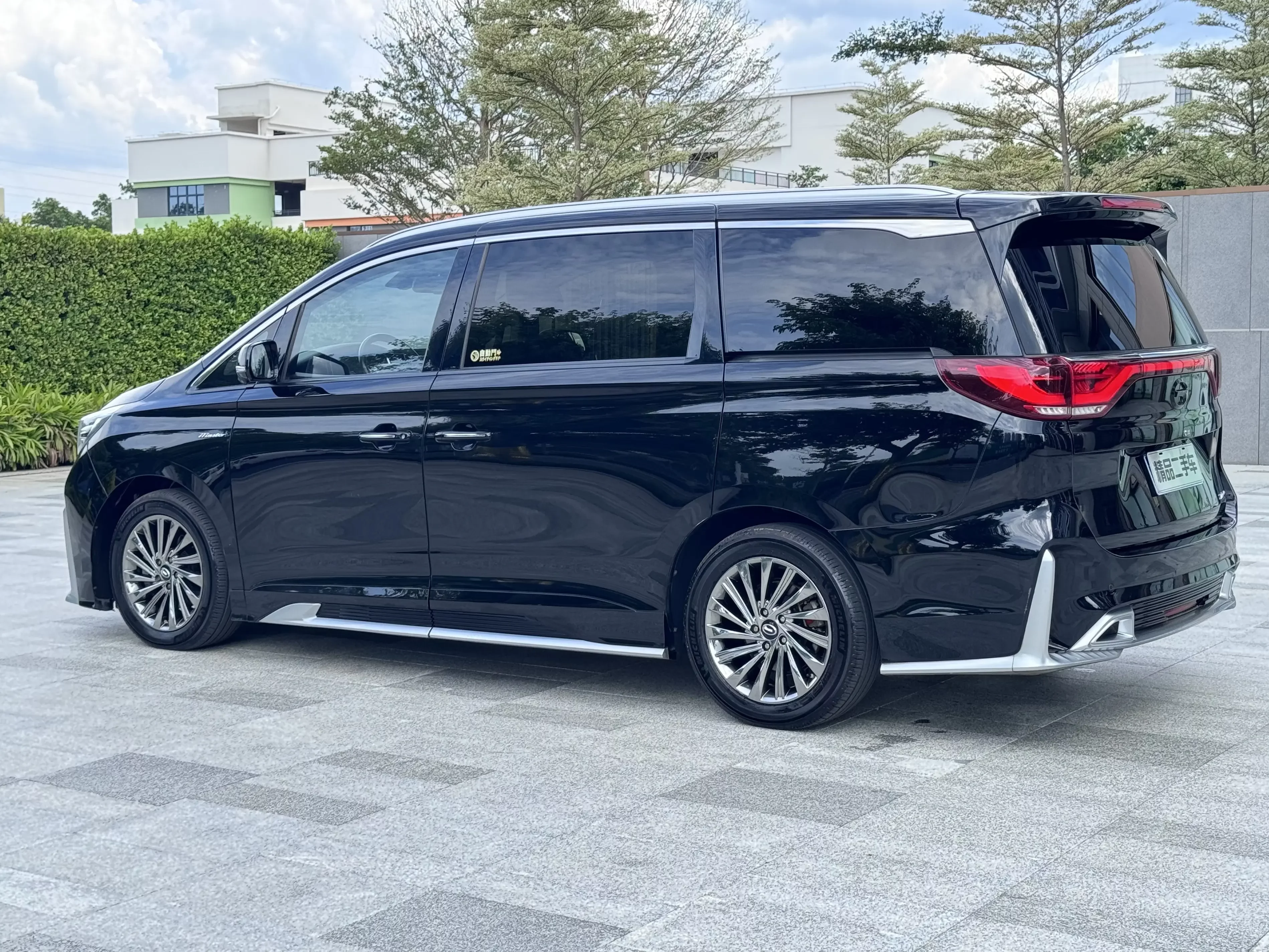 GAC Trumpchi M8