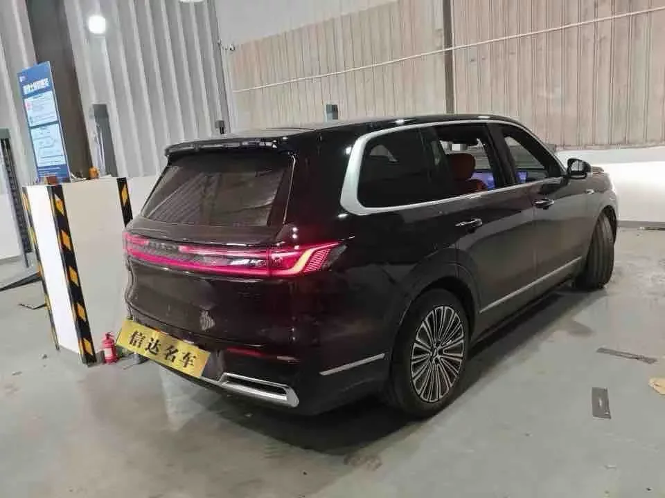 Geely Galaxy M9