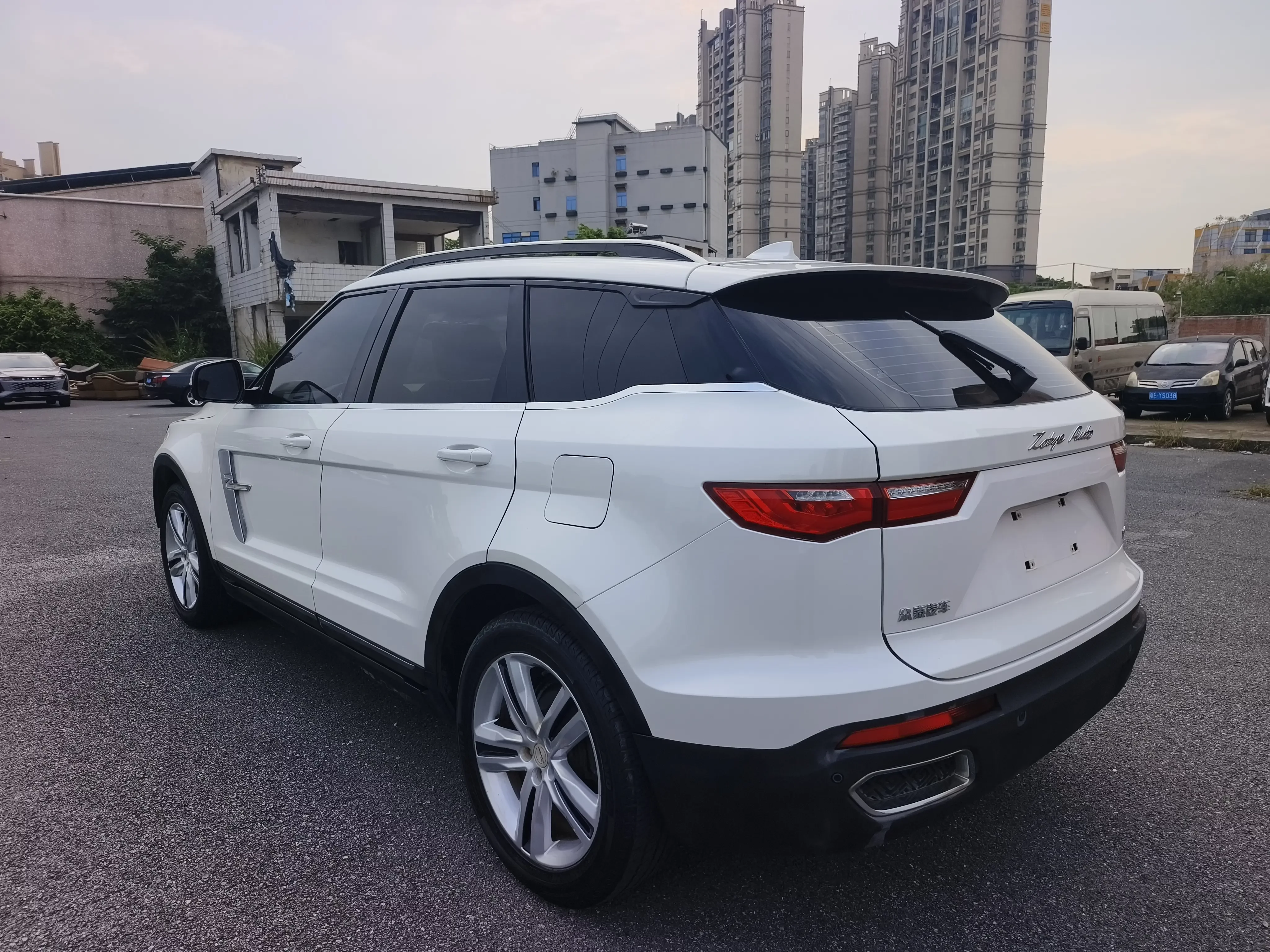 Zotye T700