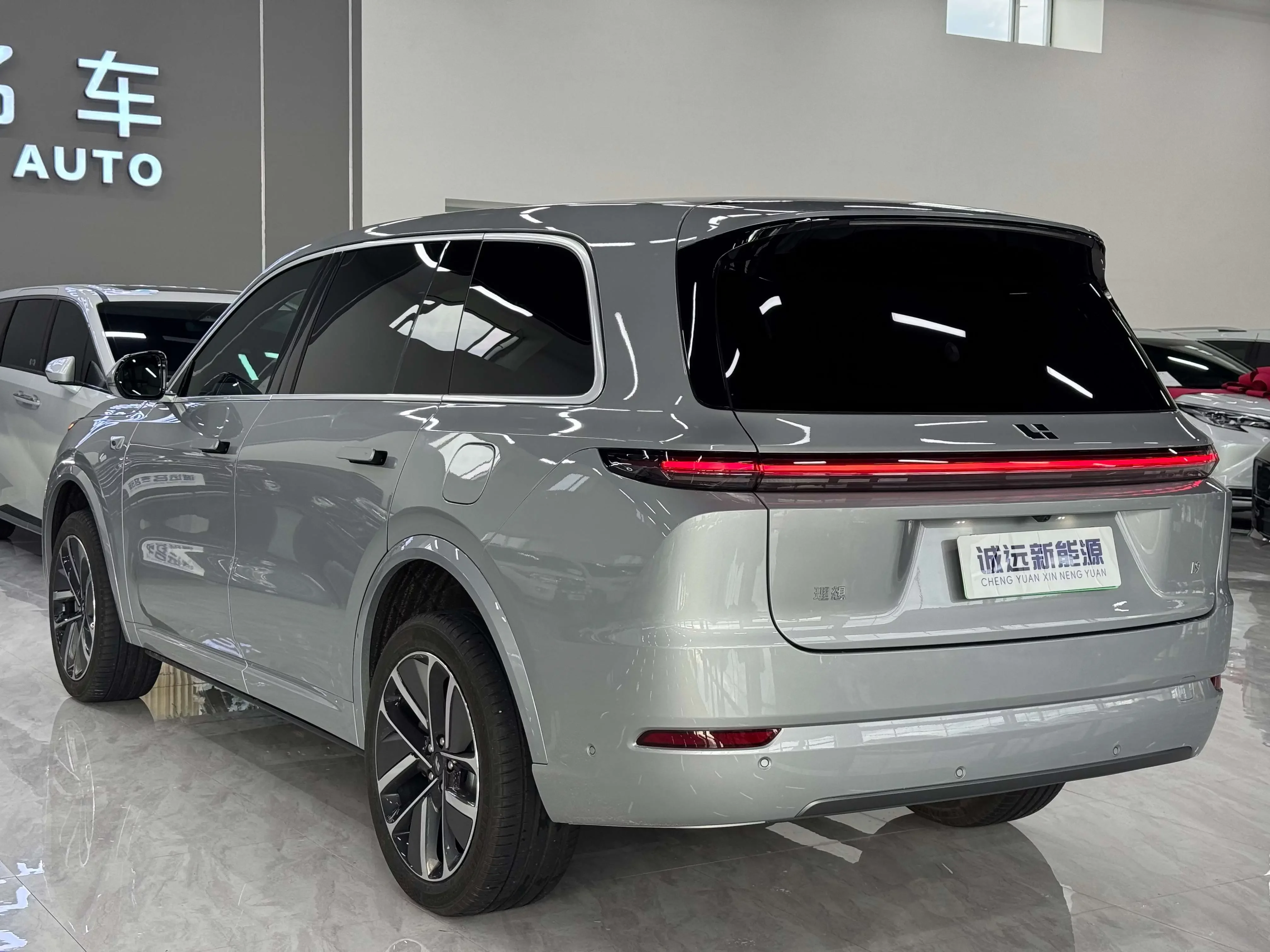 Lixiang L9