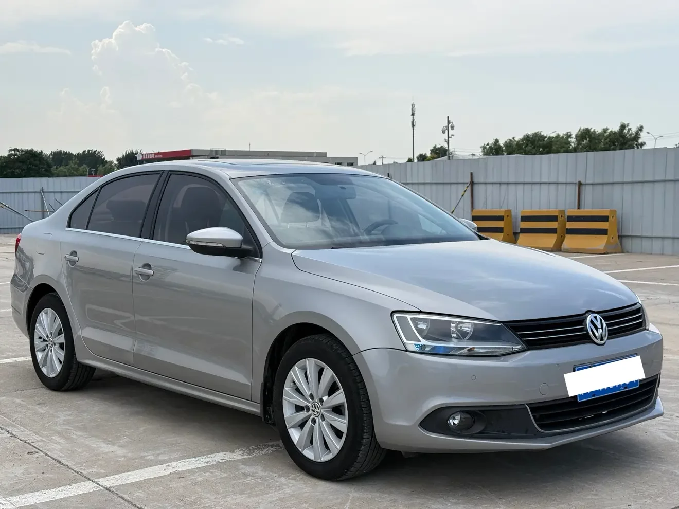 Volkswagen Sagitar