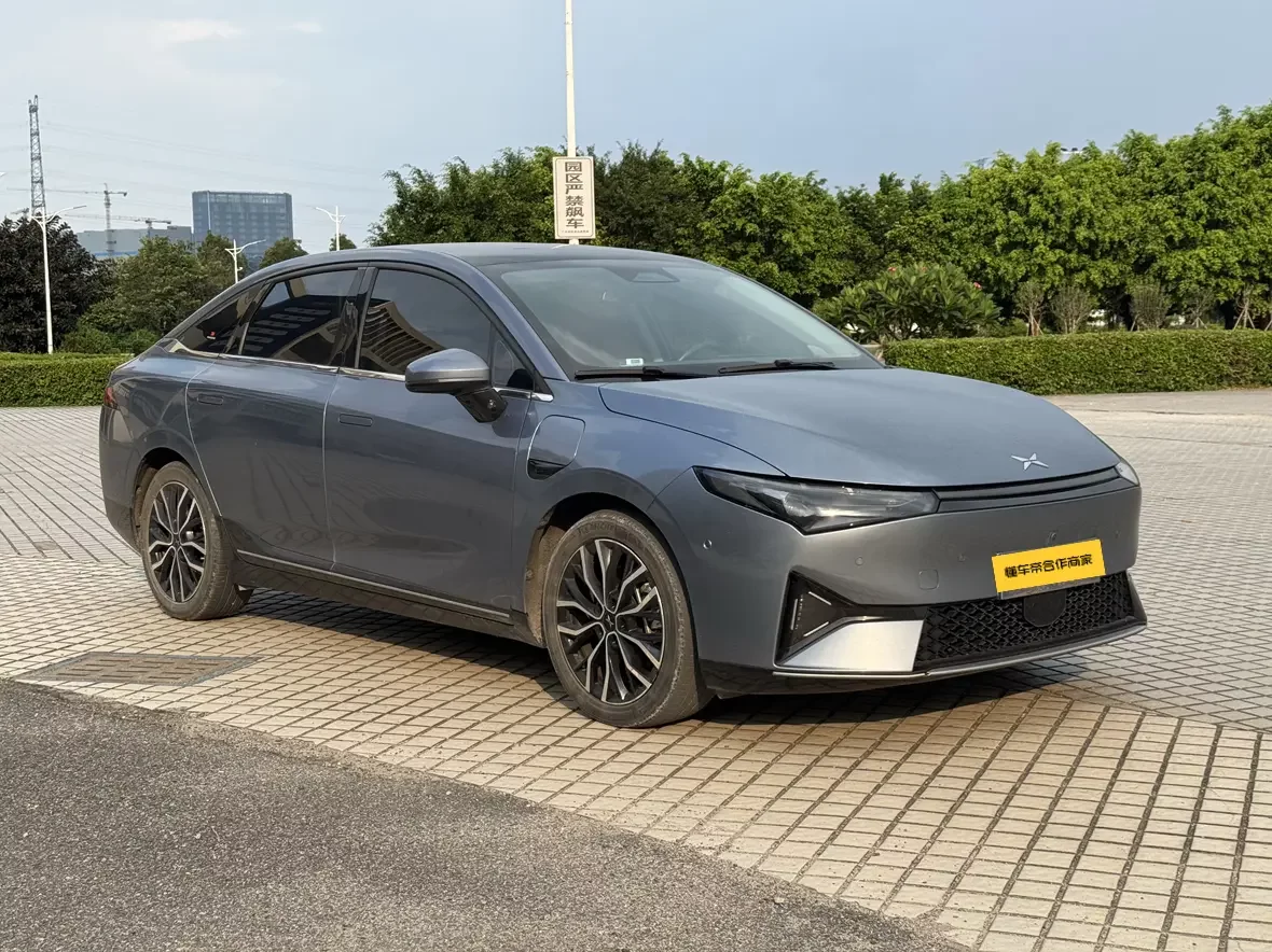 Xpeng P5