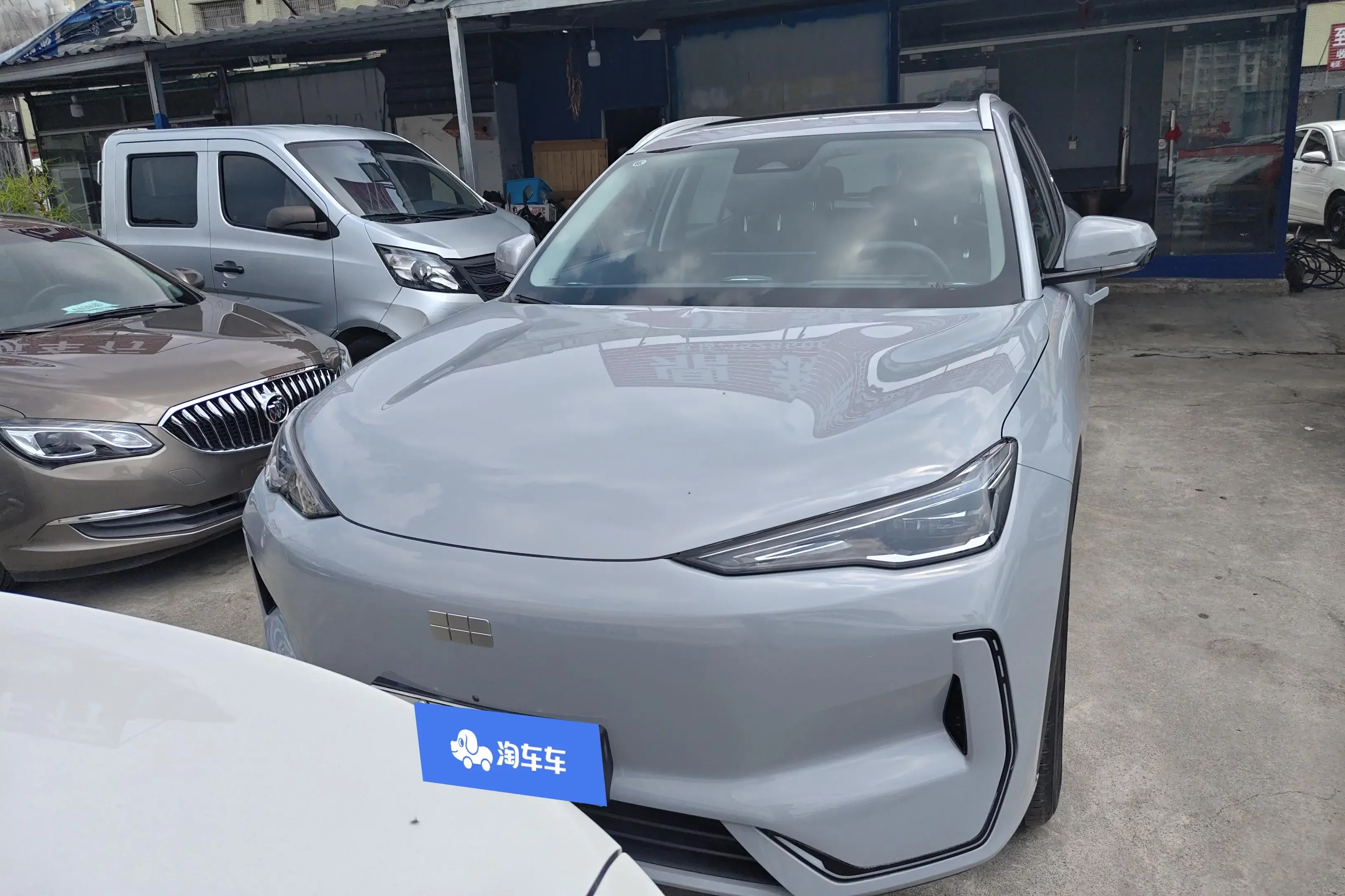 Geely Galaxy E5