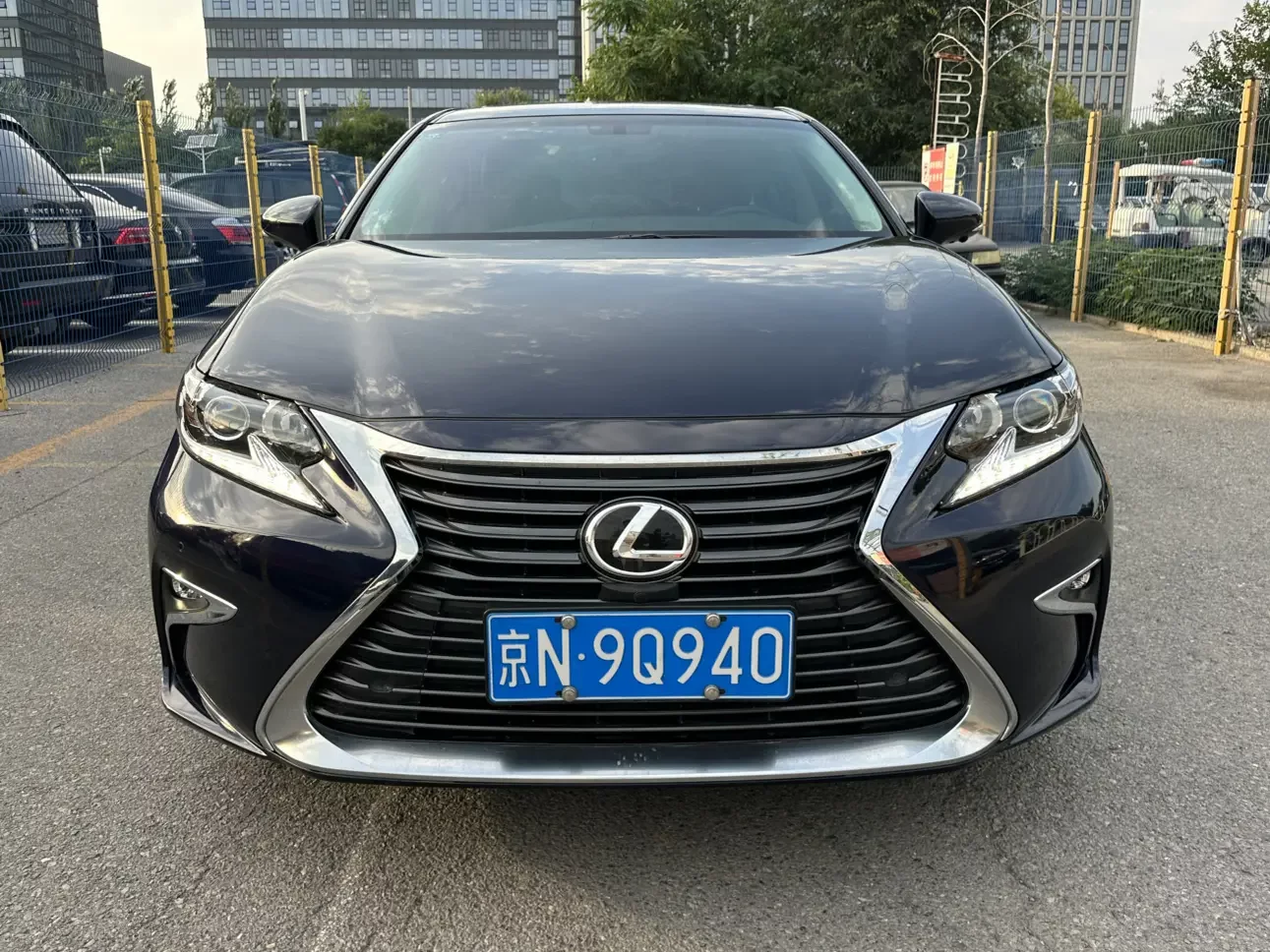 Lexus ES
