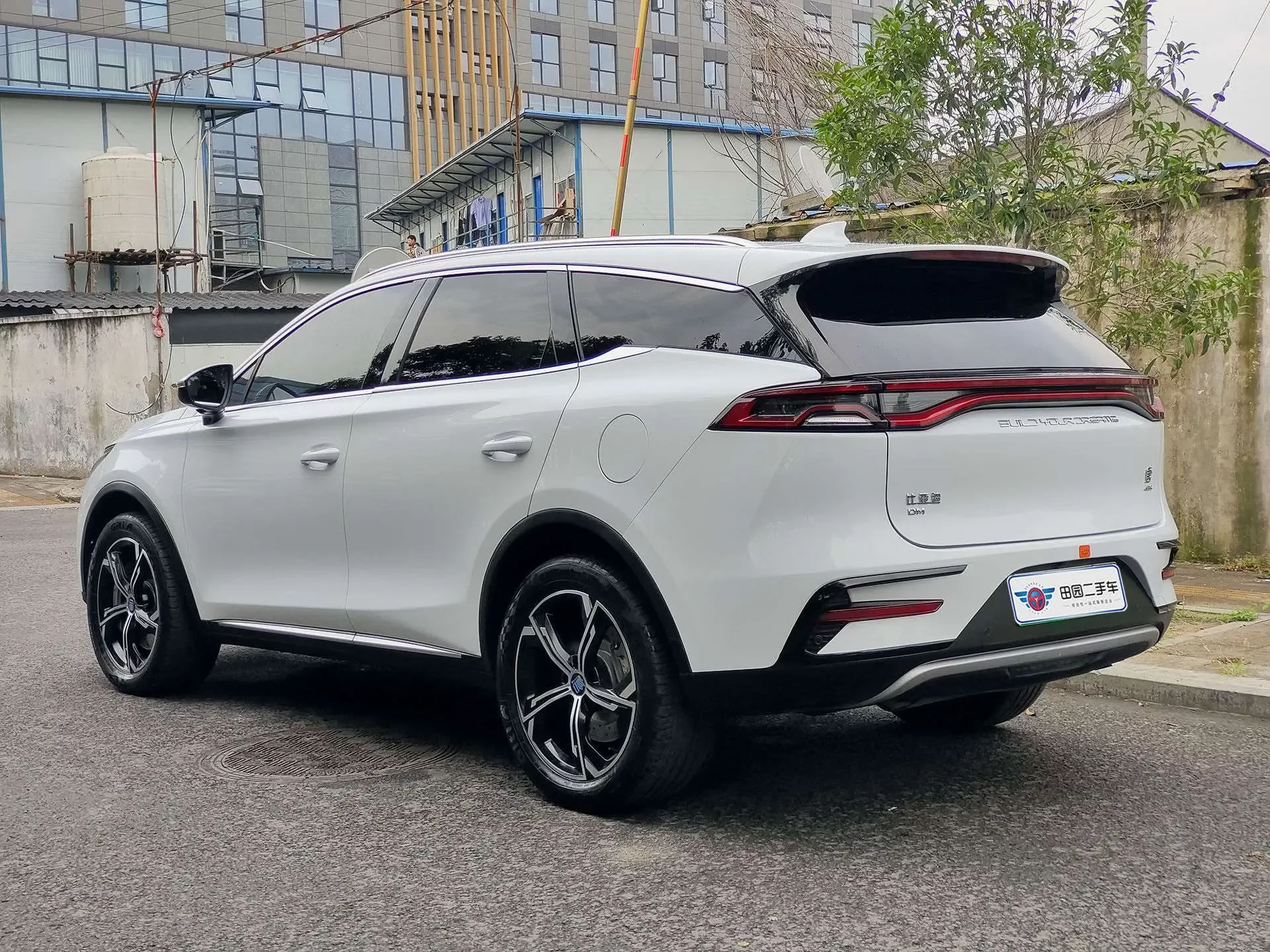 BYD Tang DM