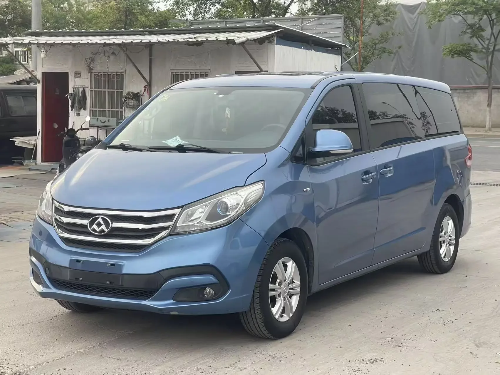 Datong Maxus G10  из Китая