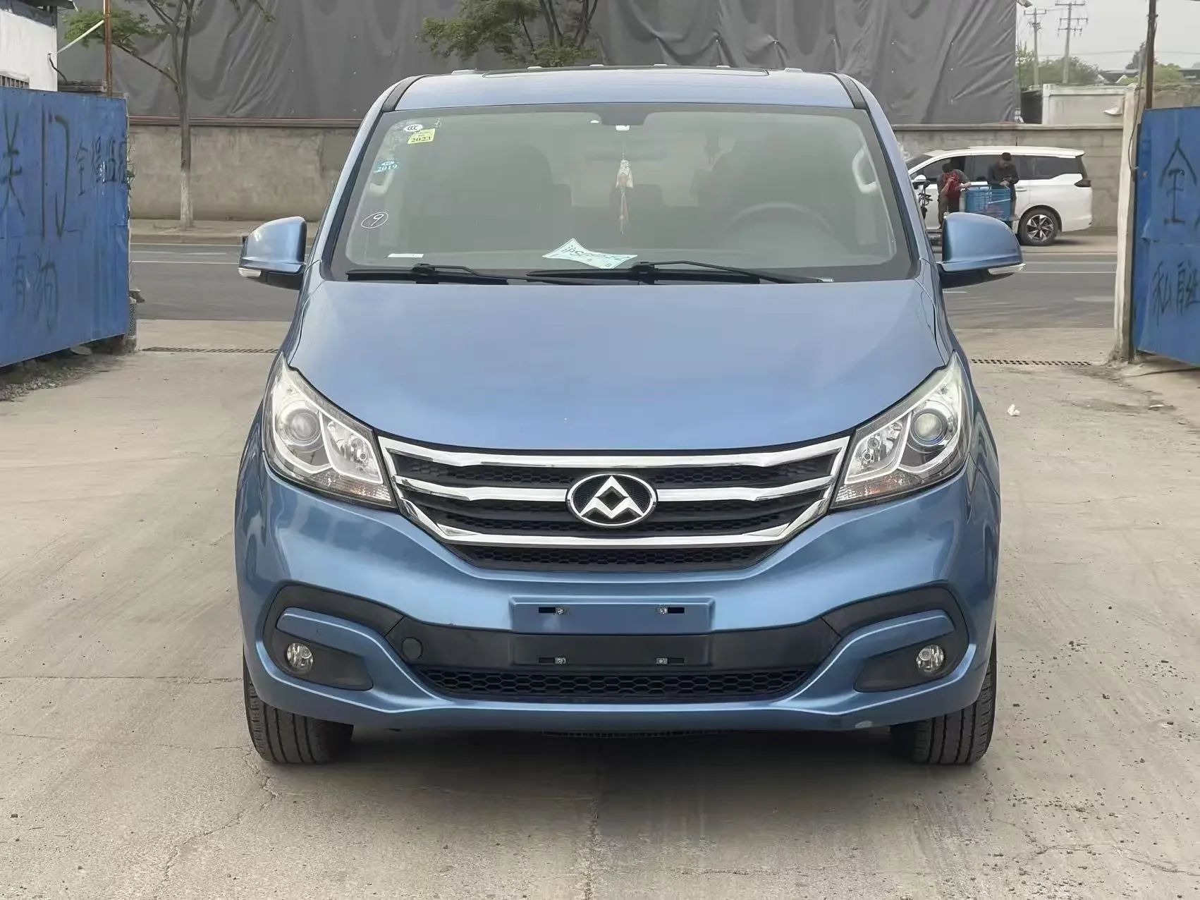 Datong Maxus G10  из Китая