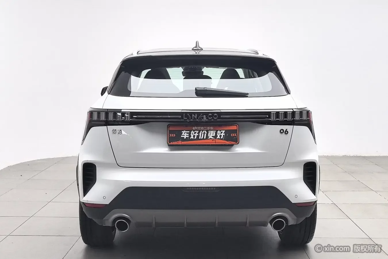 Lynk & Co 06