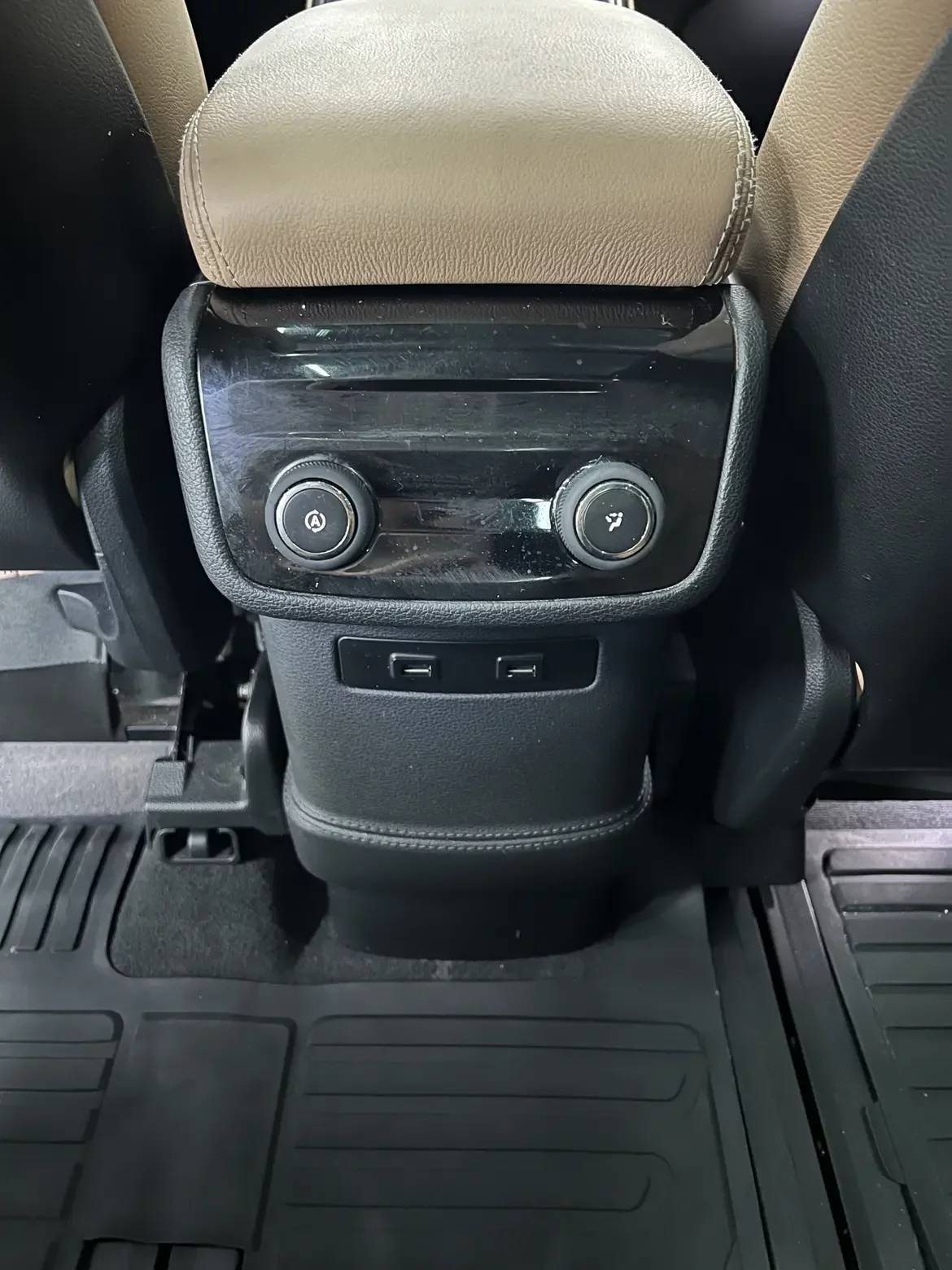 NIO ES8