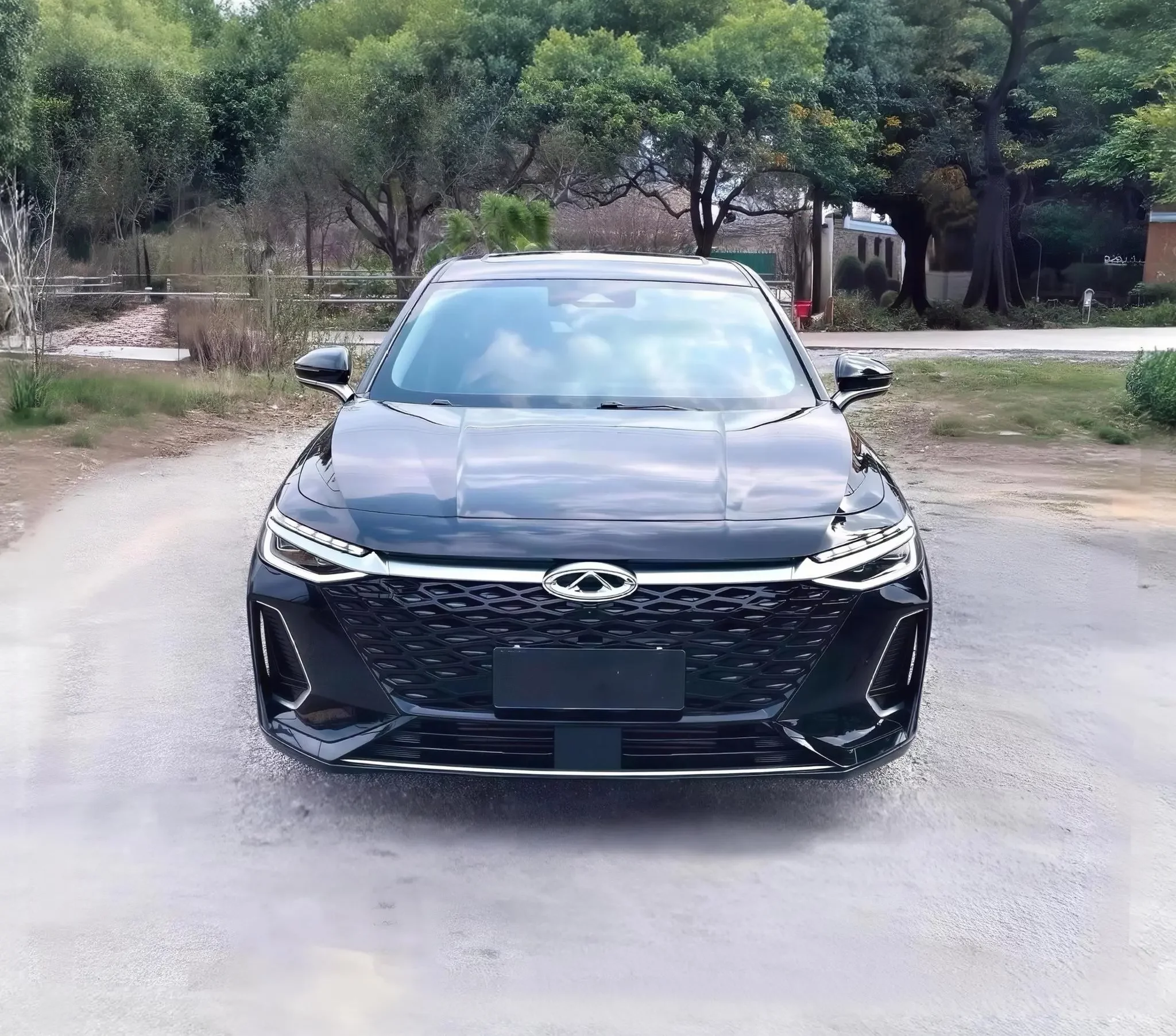 Chery Arrizo 8