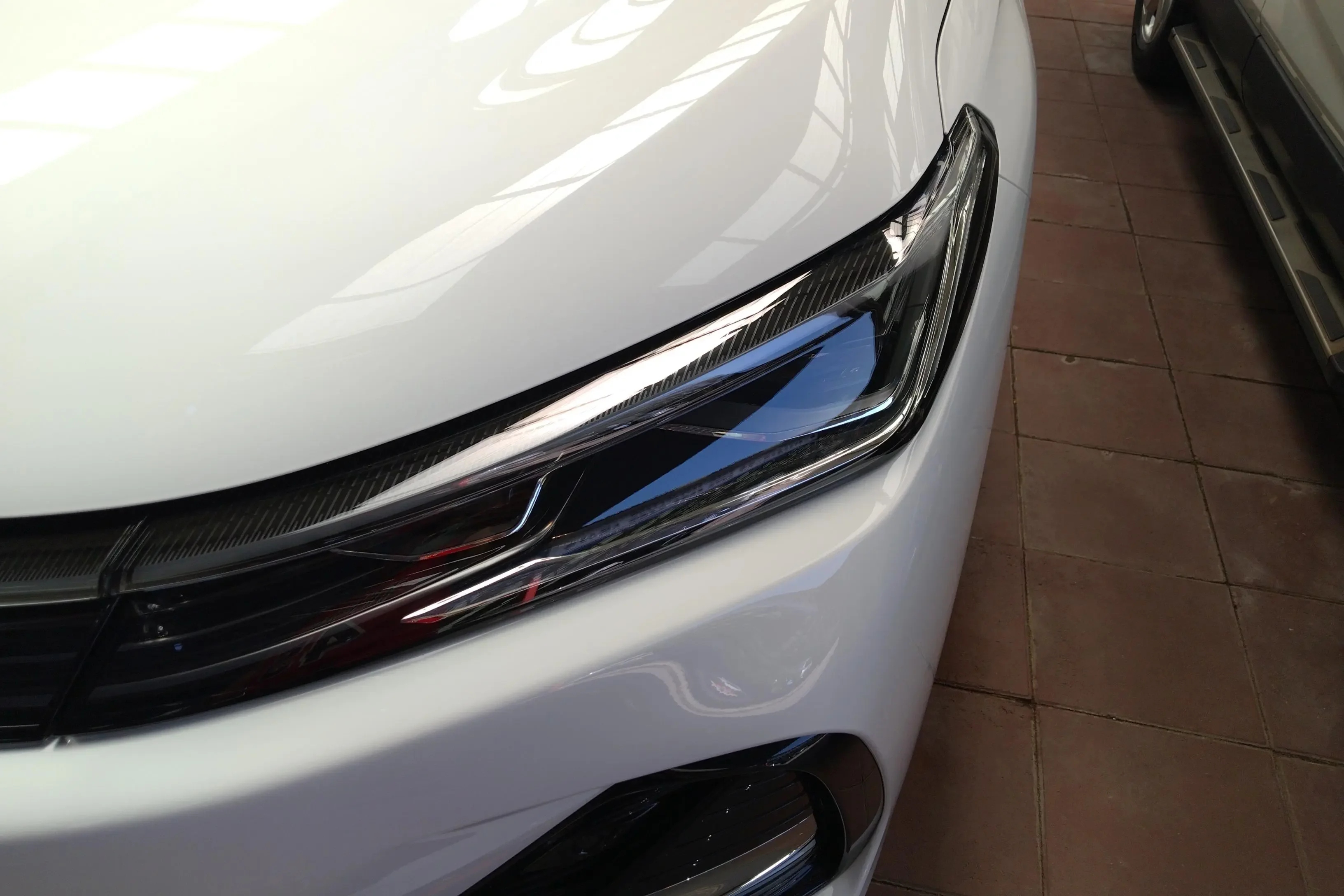 Geely Galaxy A7 EM