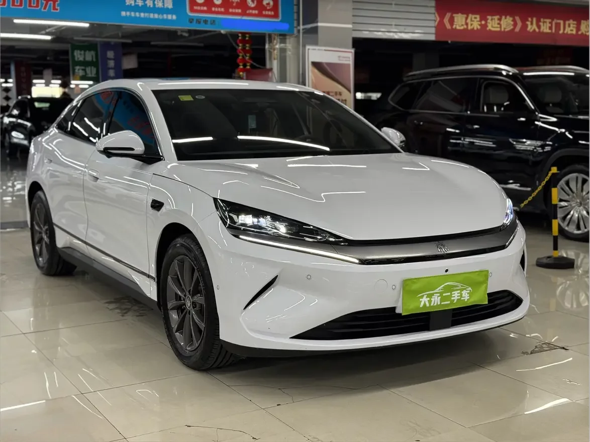 BYD Qin L EV