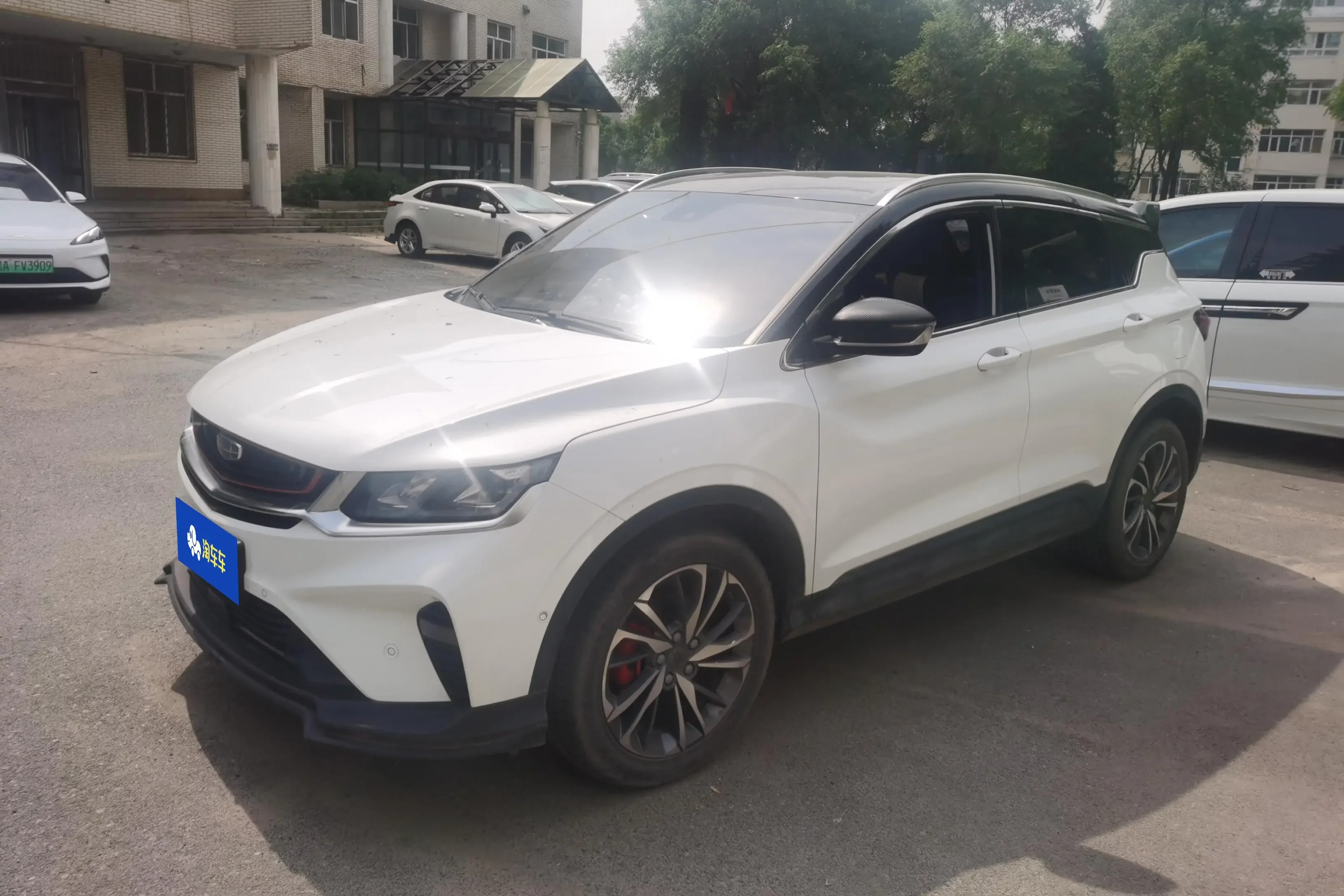 Geely Coolray SX11