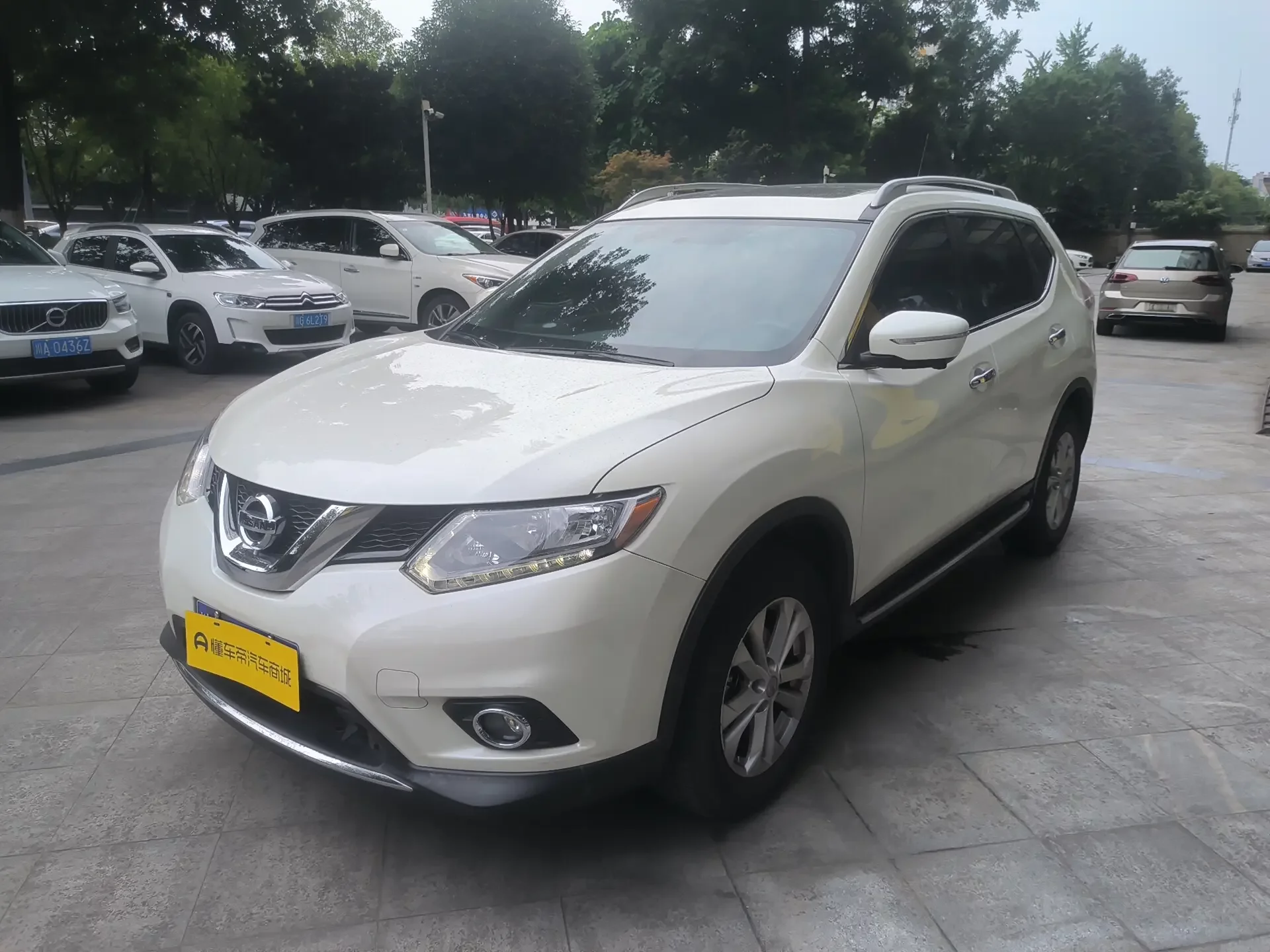 Nissan X-Trail (Qijun)  из Китая