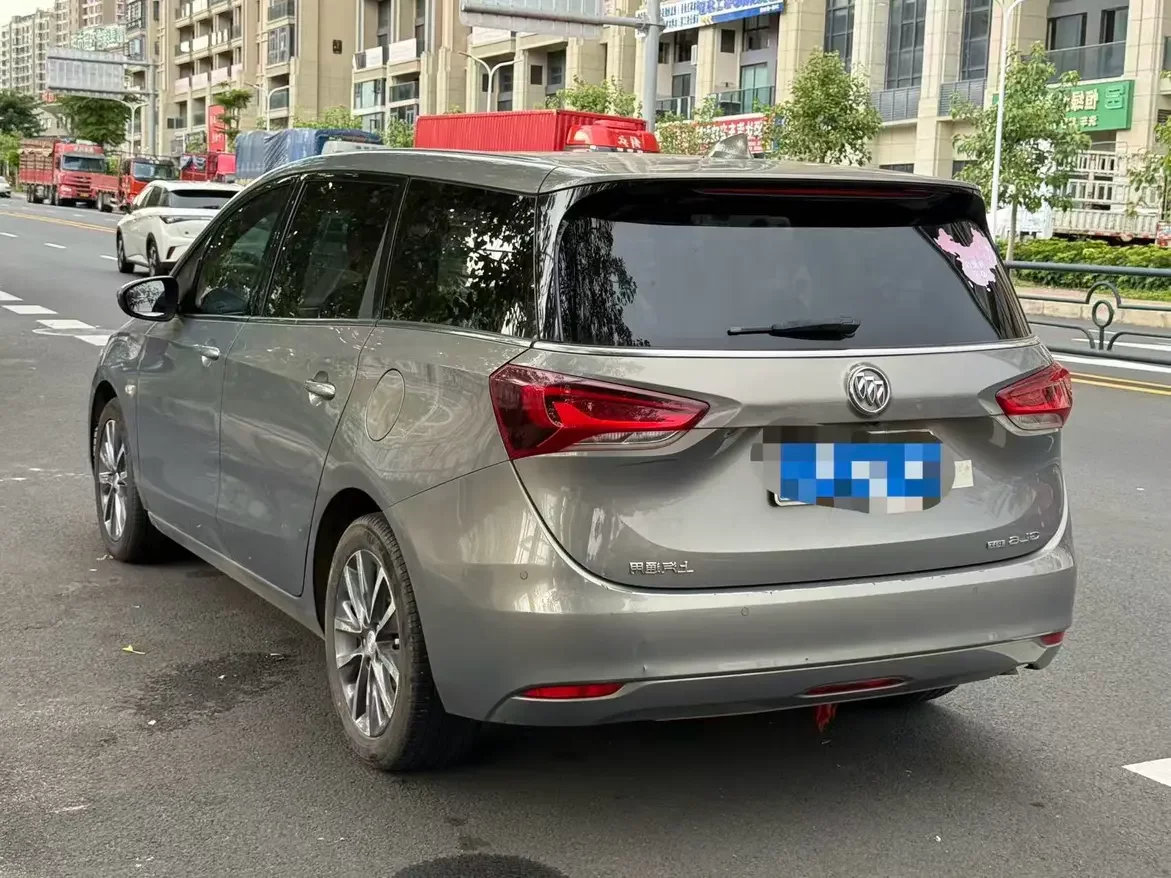 Buick GL6
