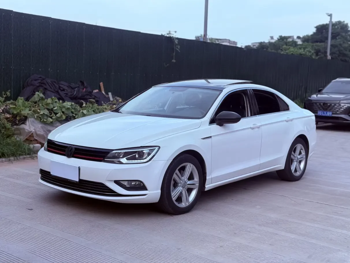 Volkswagen Lamando