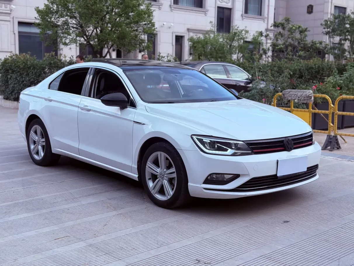 Volkswagen Lamando