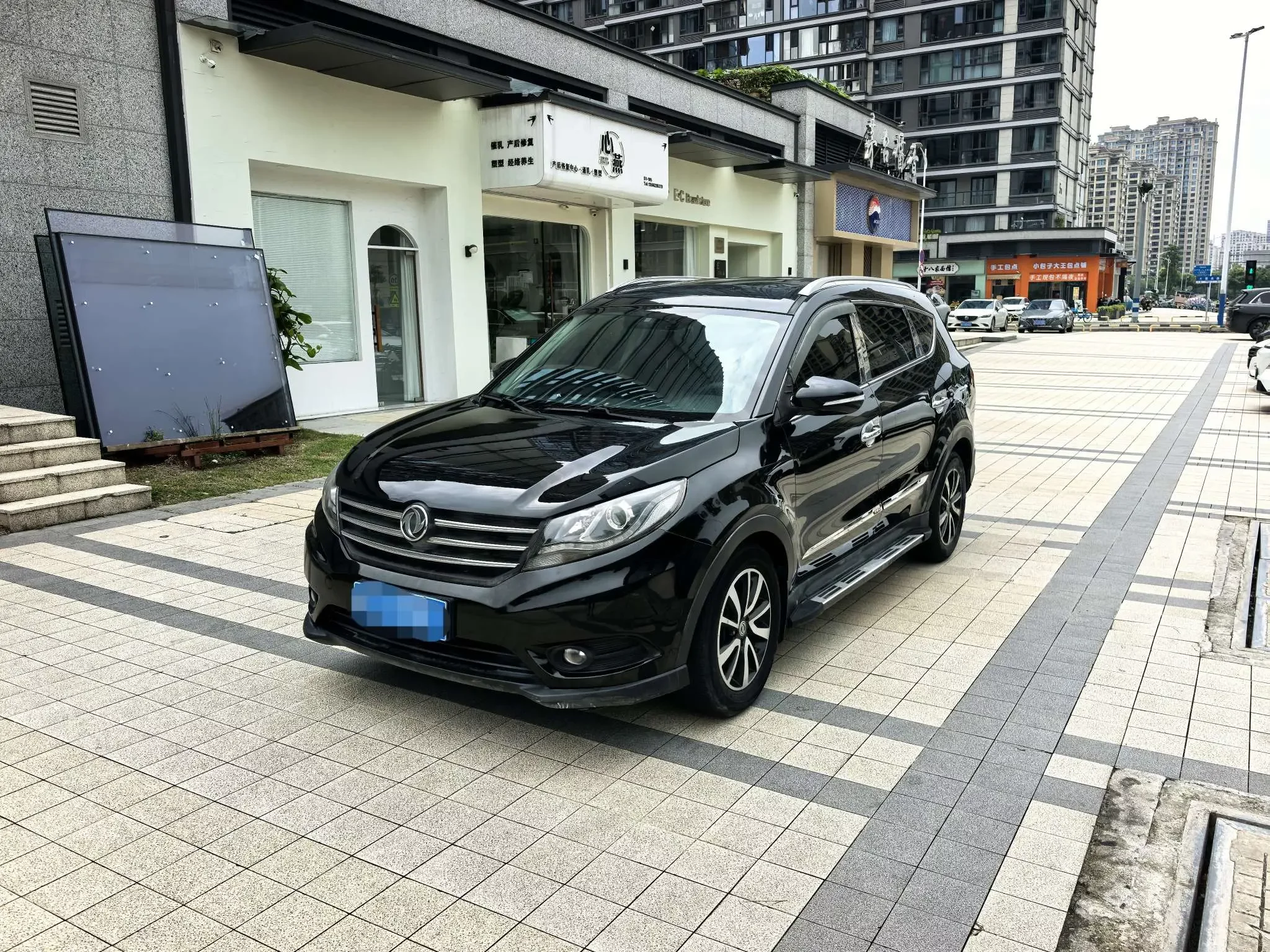 Dongfeng Fengon 580