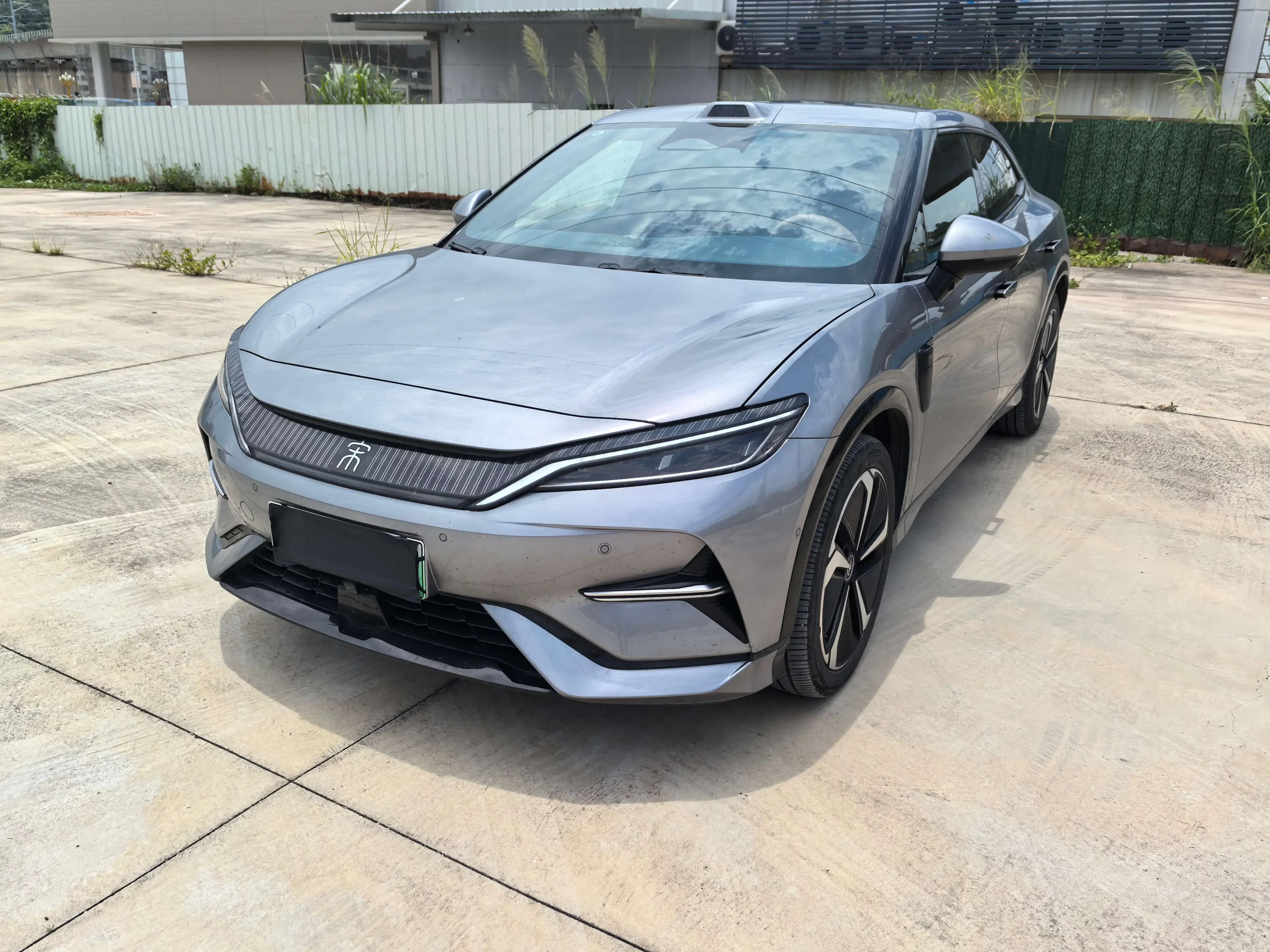 BYD Song L EV