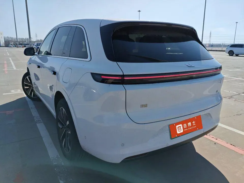 Lixiang L6
