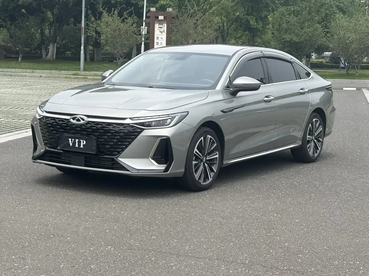 Chery Arrizo 8