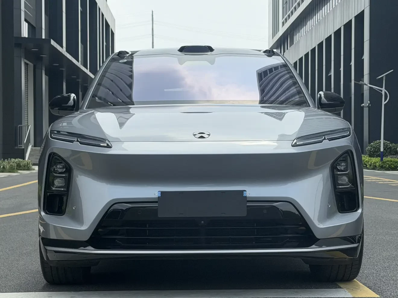 NIO EC6  из Китая