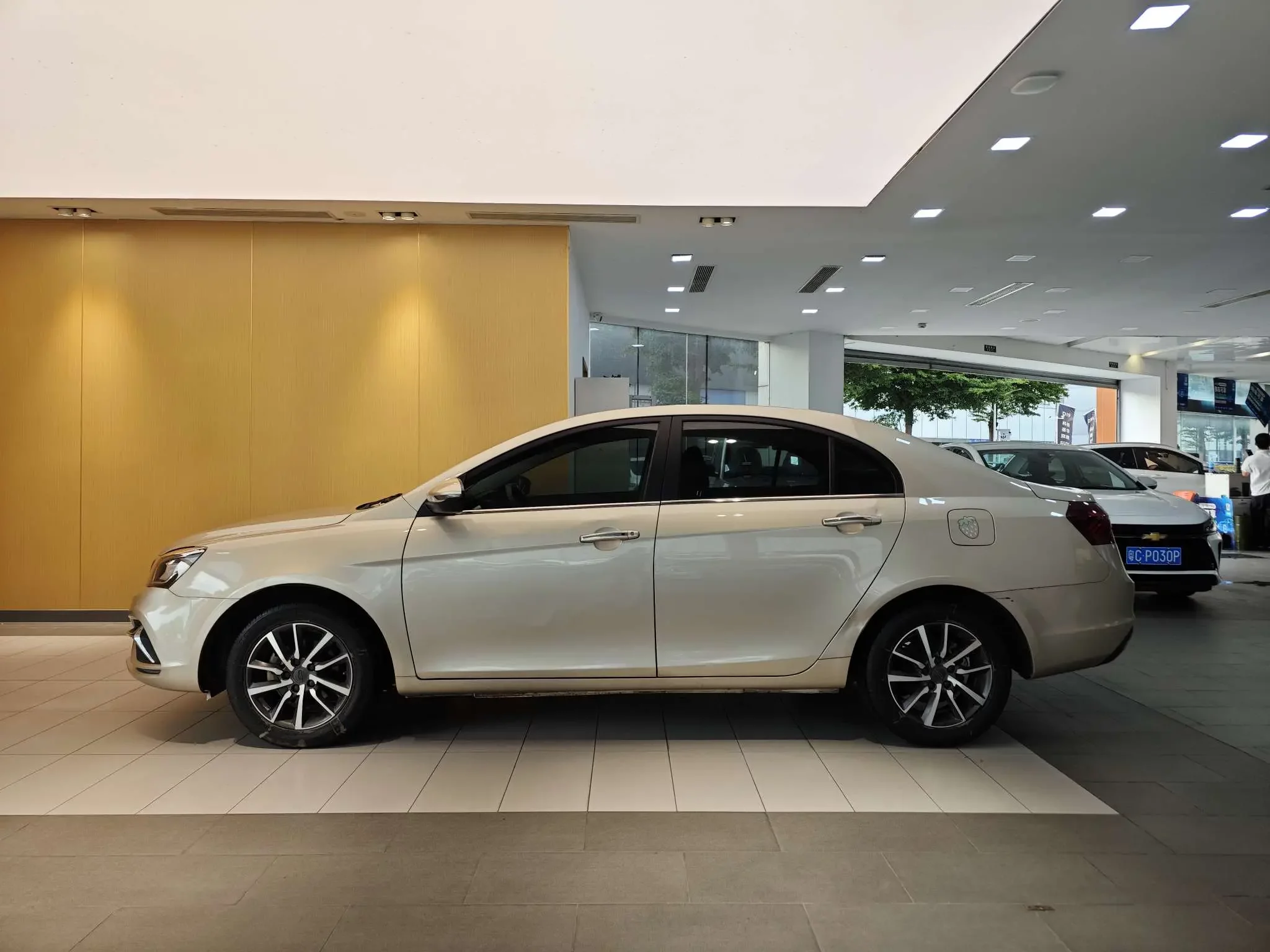 Geely emgrand