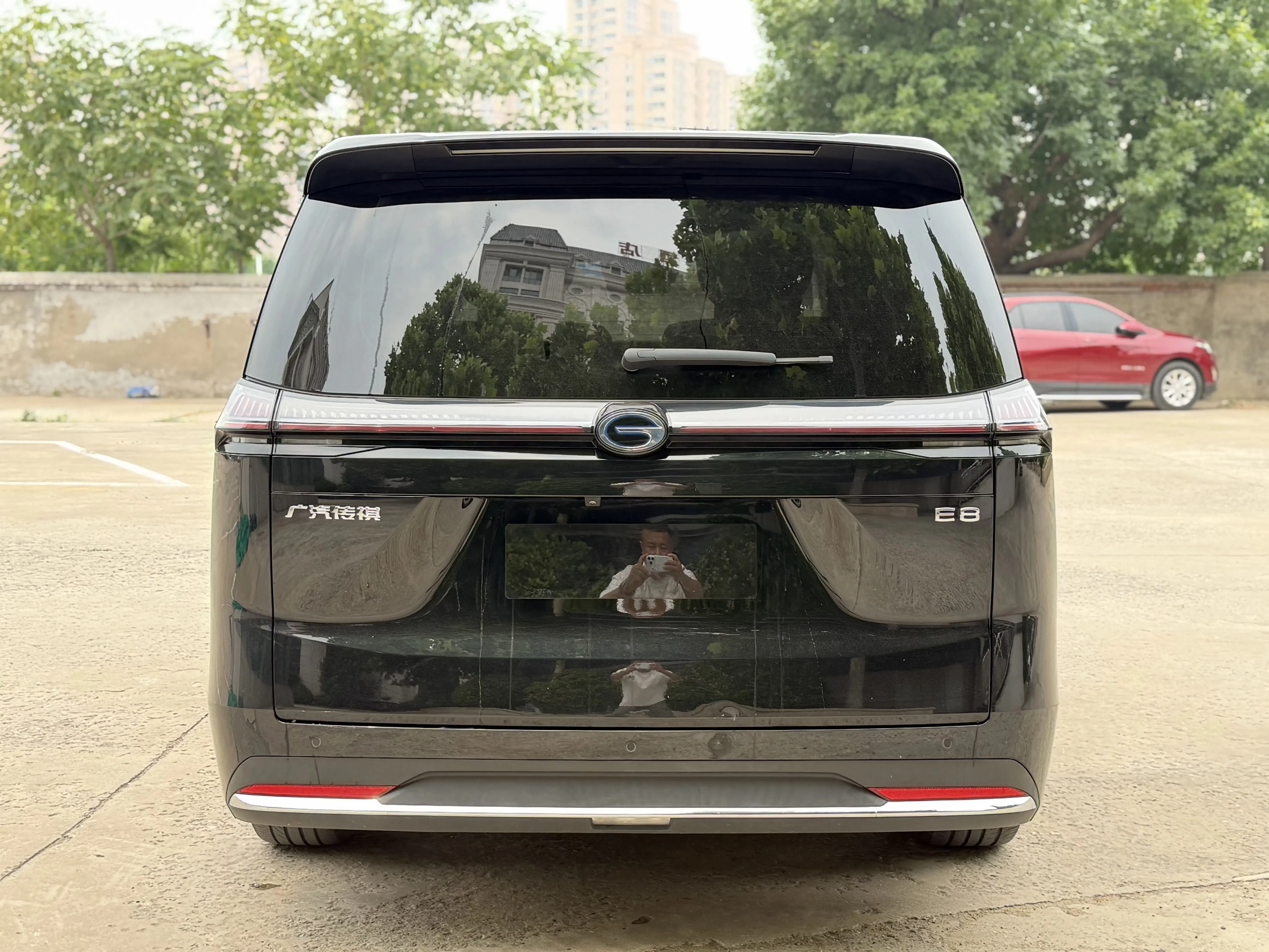 GAC Trumpchi E8 PHEV